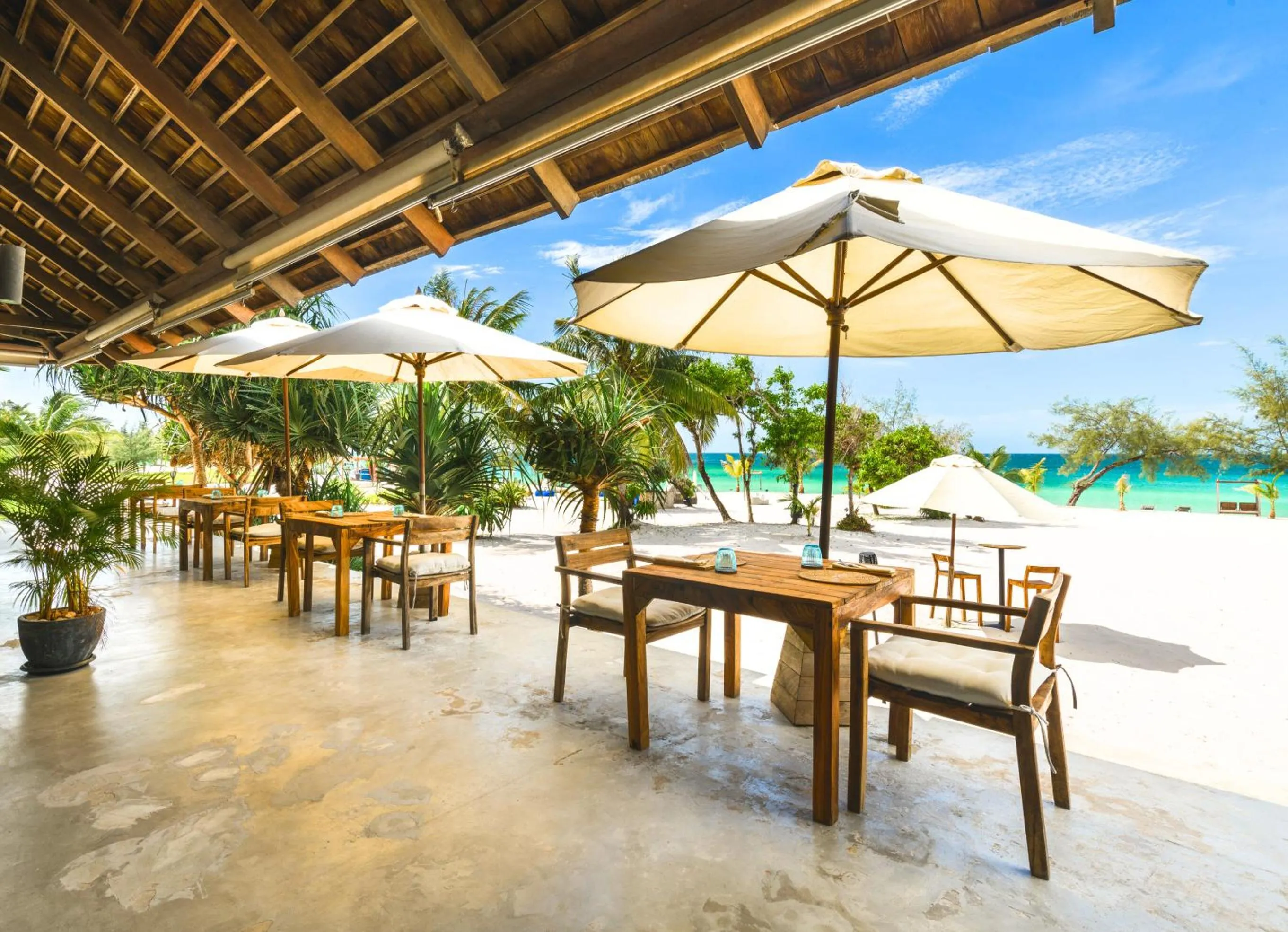 Restaurant/places to eat in The Royal Sands Koh Rong