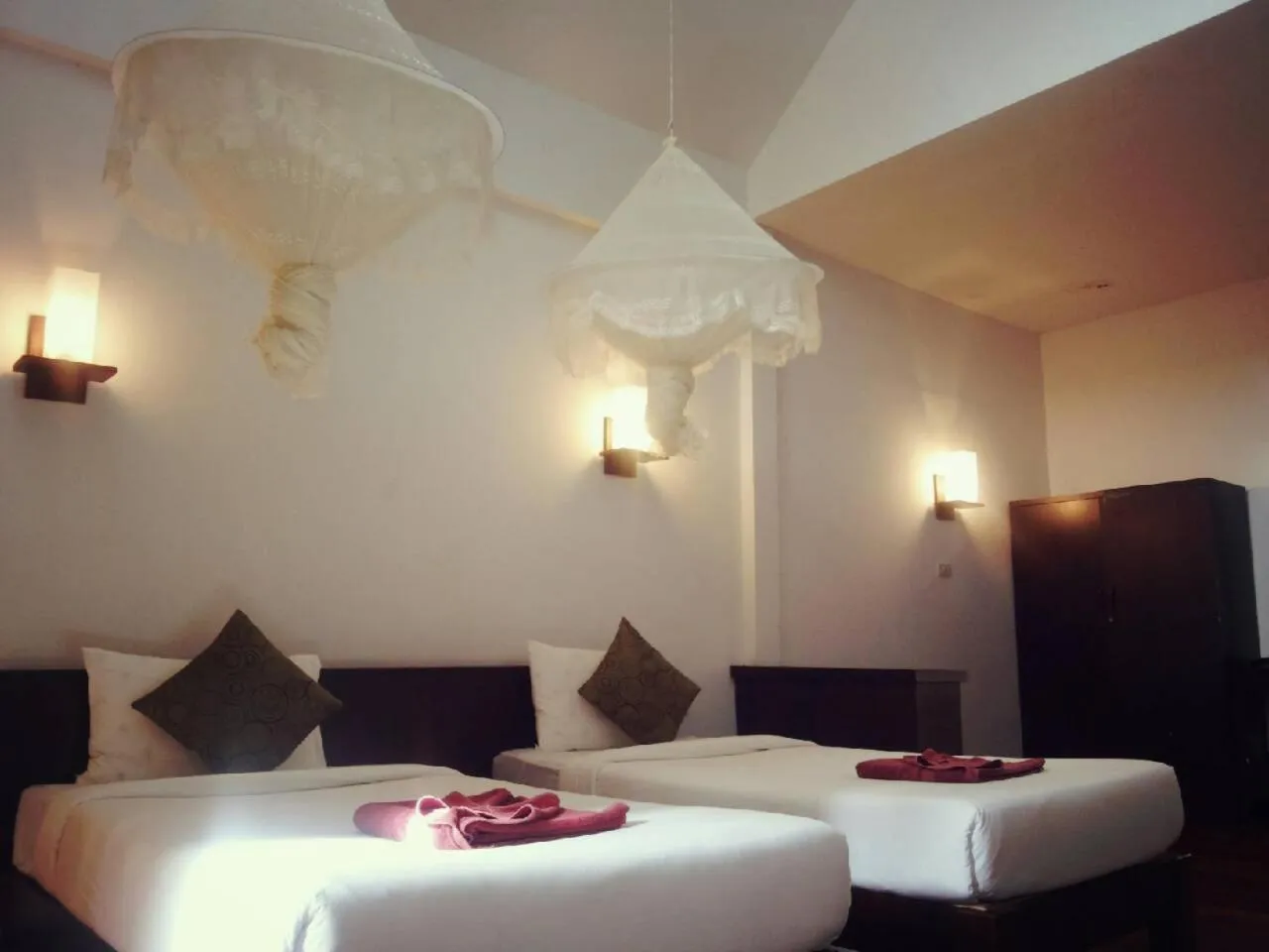 Bedroom, Bed in Phitharom PP Resort