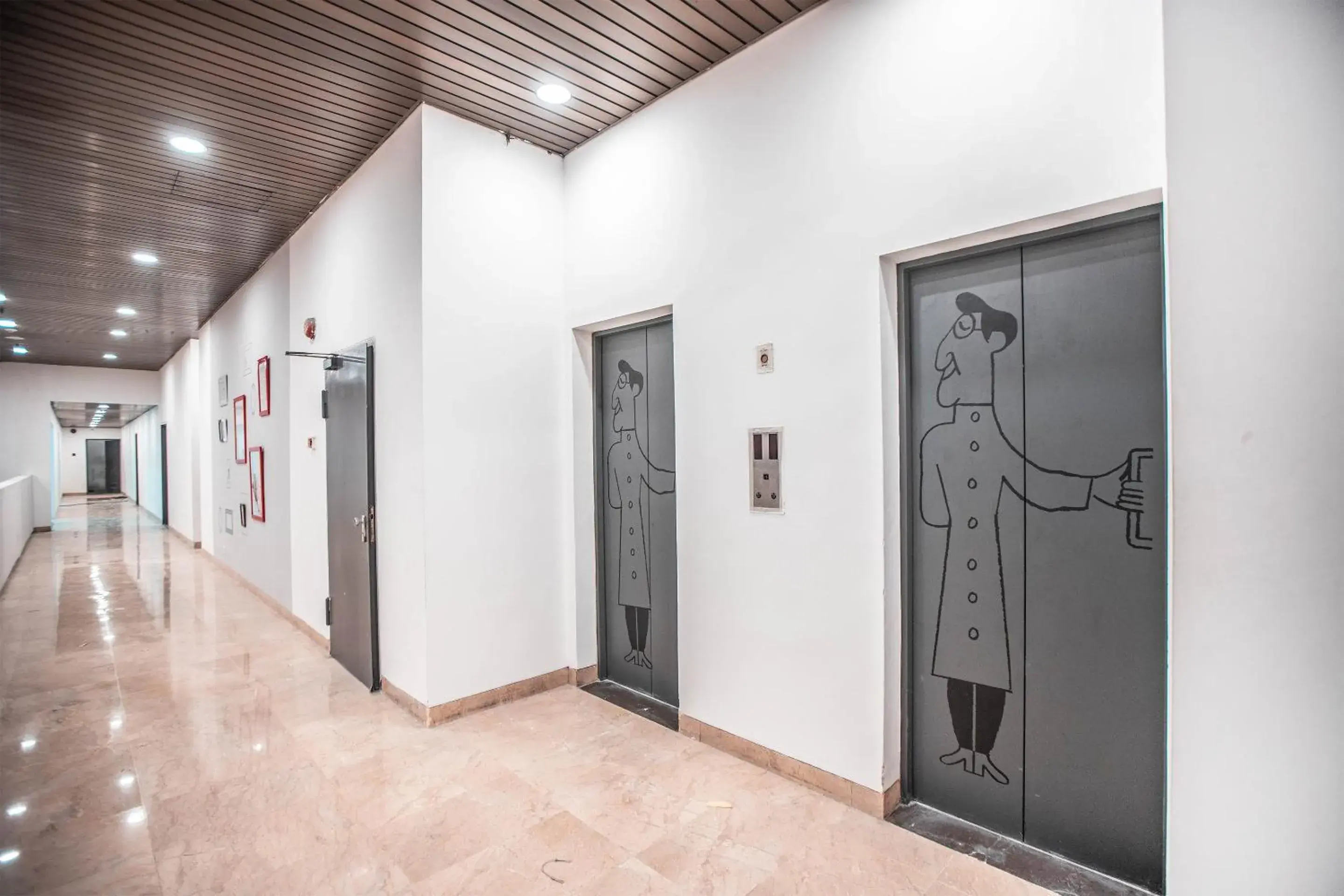 Lobby or reception in Super OYO Townhouse 1 Hotel Salemba Lobby or reception in Super OYO Townhouse 1 Hotel Salemba