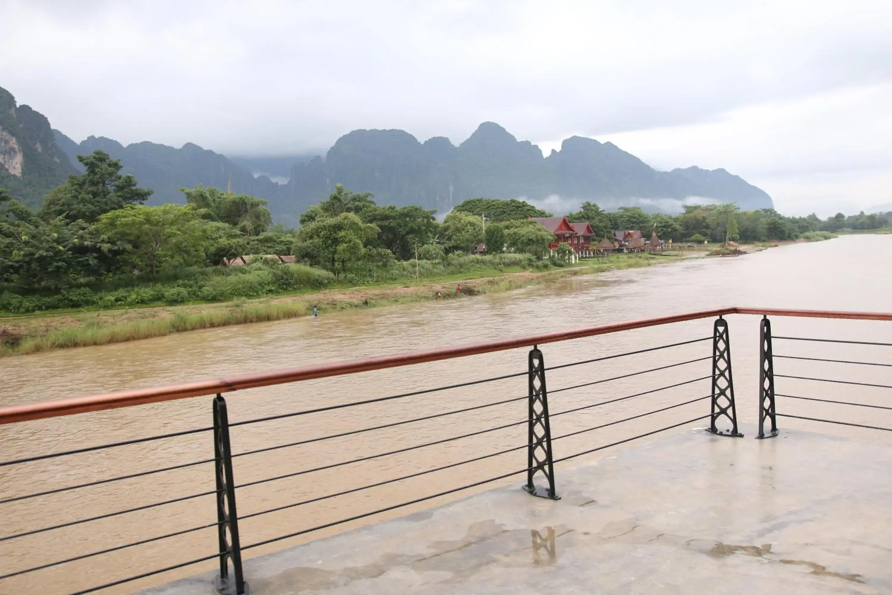 Property building in Inthira Vangvieng Property building in Inthira Vangvieng
