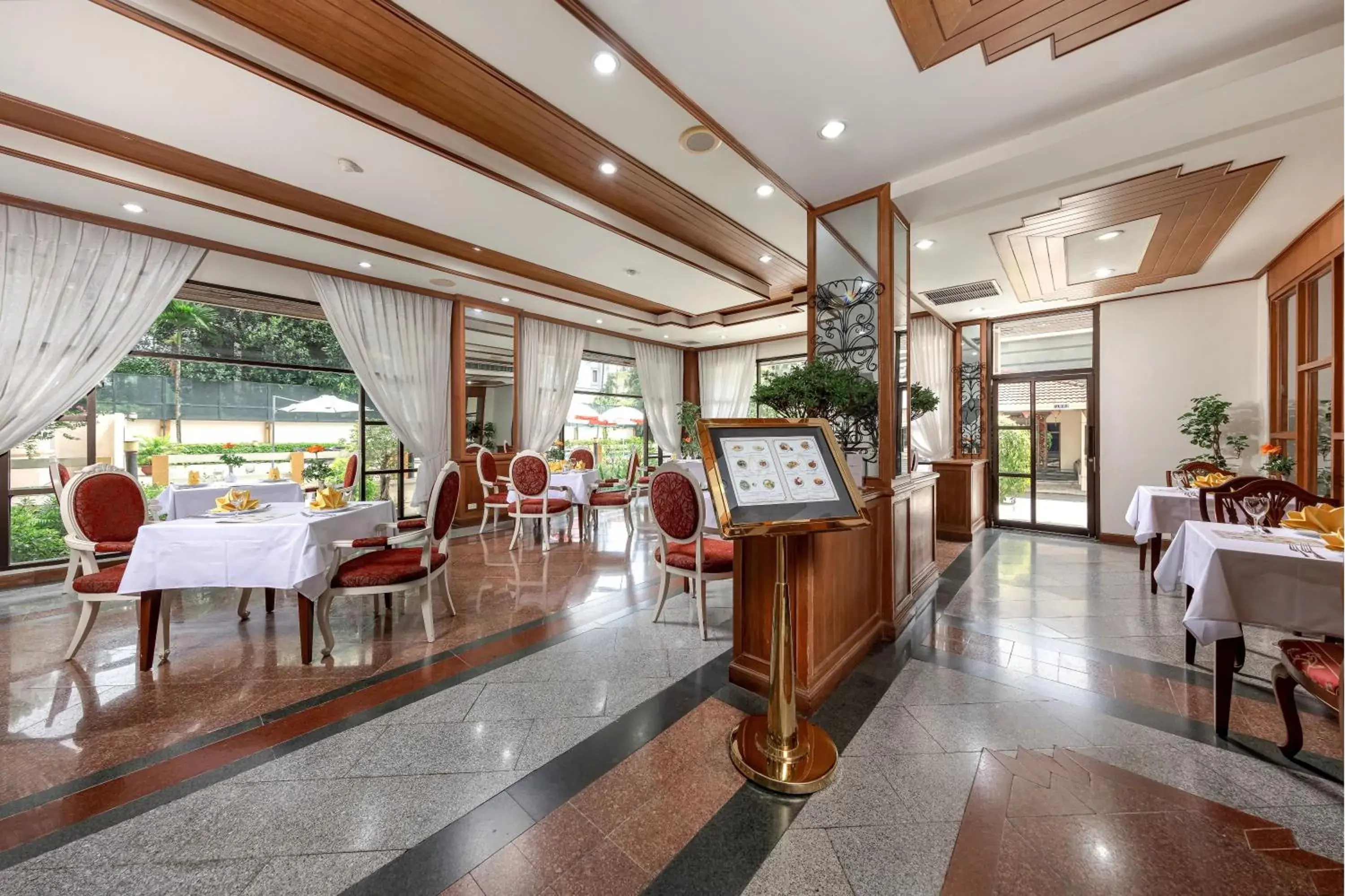 Restaurant/places to eat in Oriental Palace Apartments Hanoi Restaurant/places to eat in Oriental Palace Apartments Hanoi