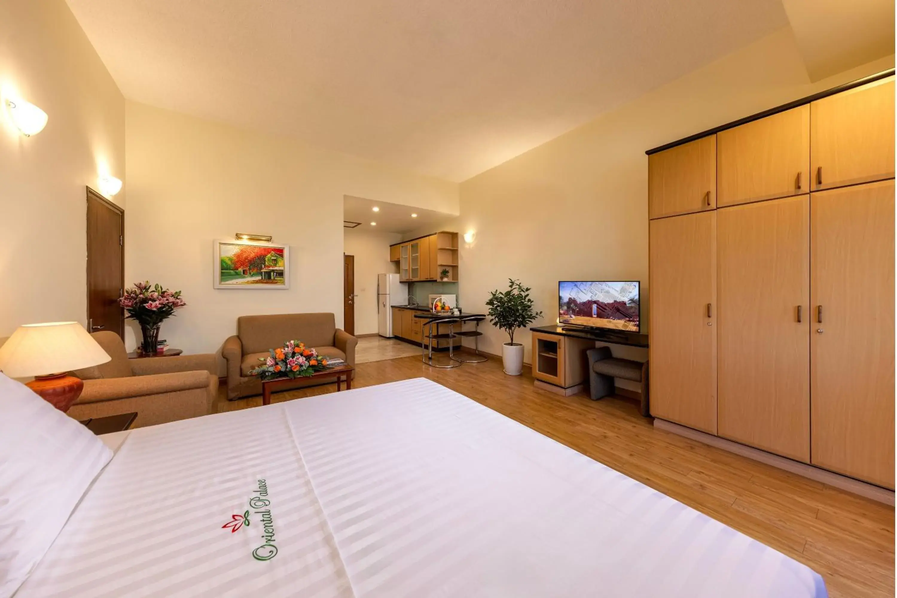 Bedroom, Bed in Oriental Palace Apartments Hanoi Bedroom, Bed in Oriental Palace Apartments Hanoi