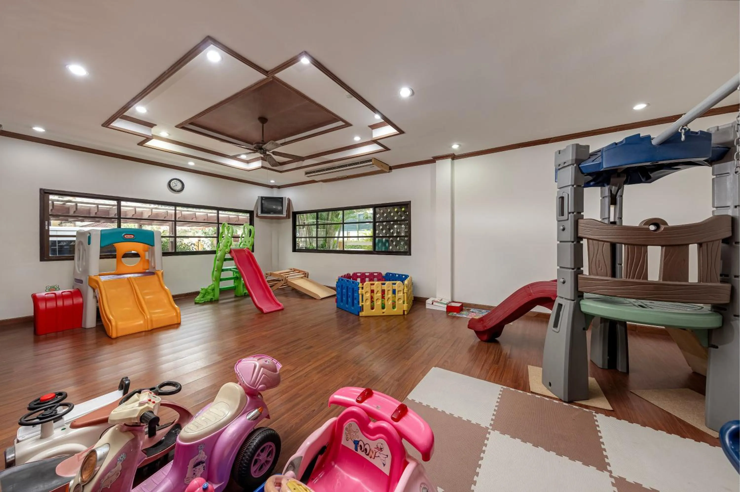 Kids's club in Oriental Palace Apartments Hanoi
