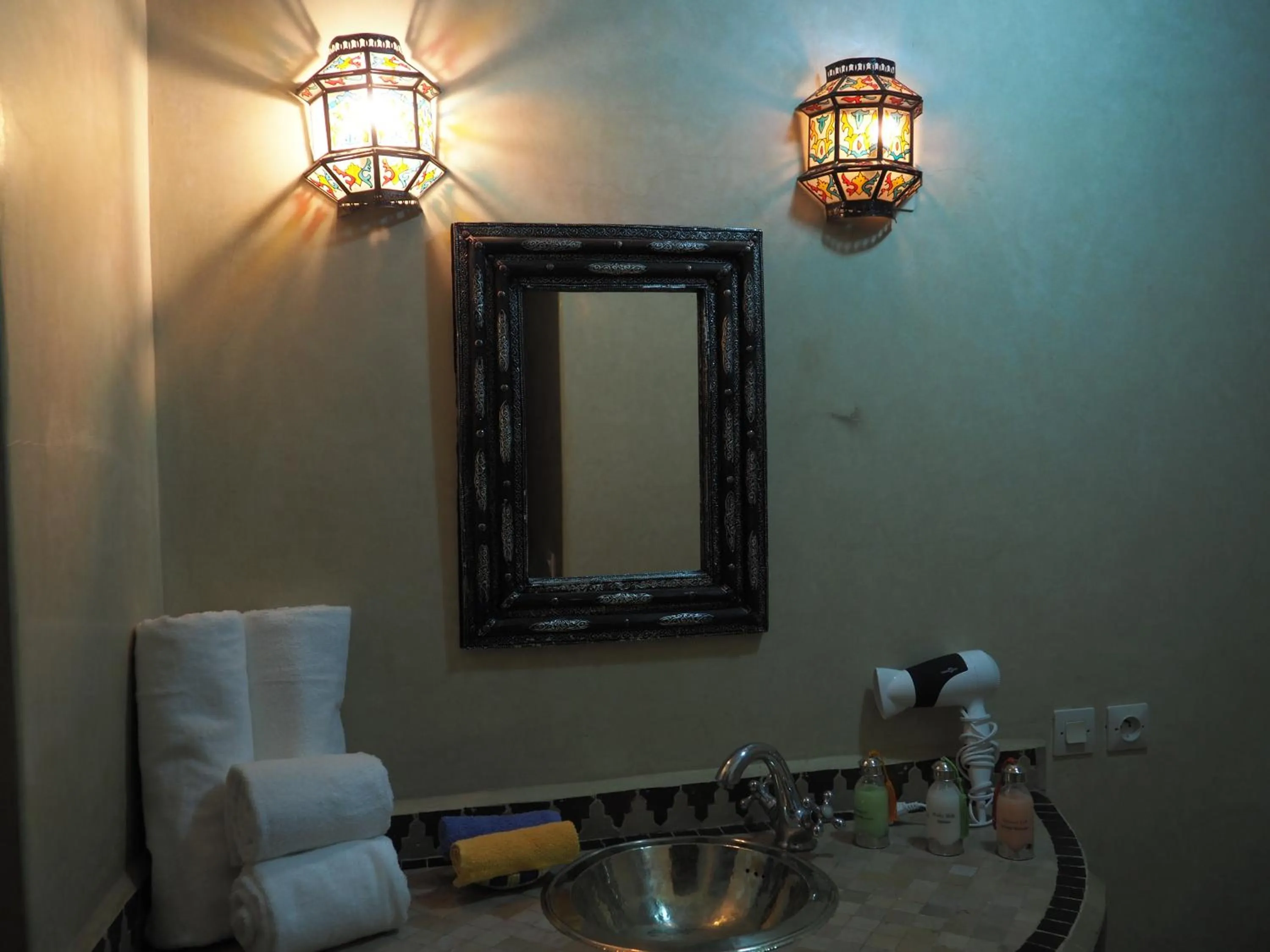 Bathroom in Riad Ciel d'Orient