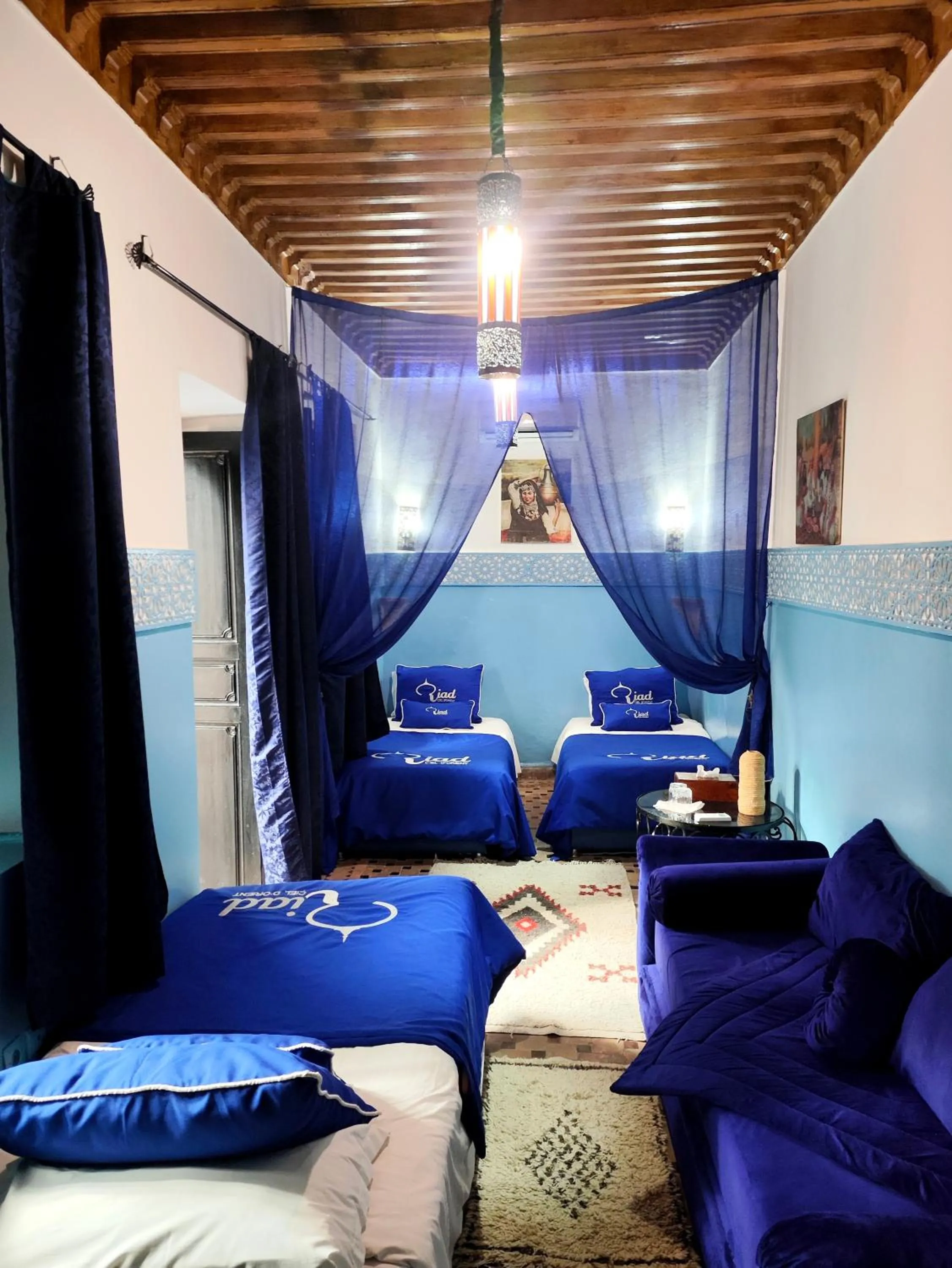 Bed in Riad Ciel d'Orient