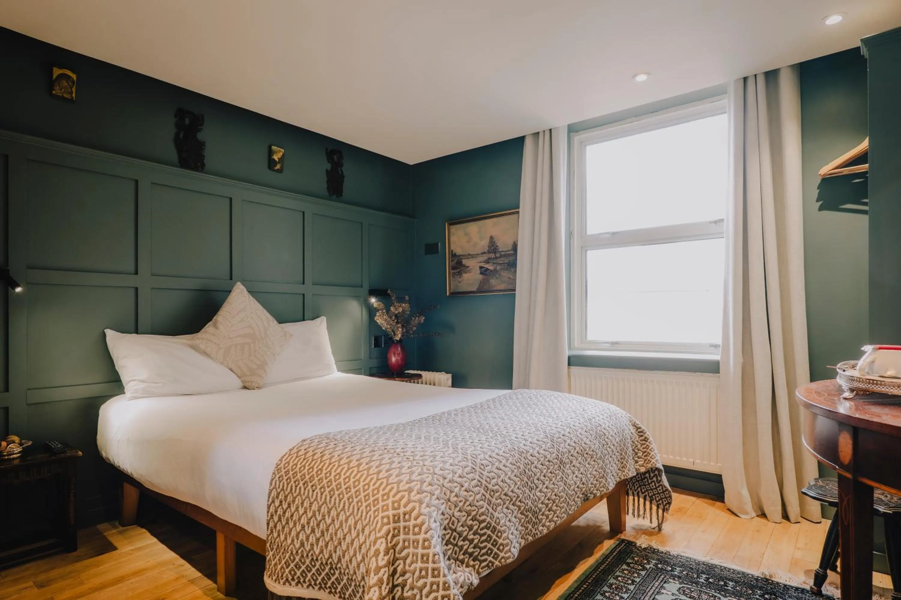 Bedroom, Bed in The Galaxie