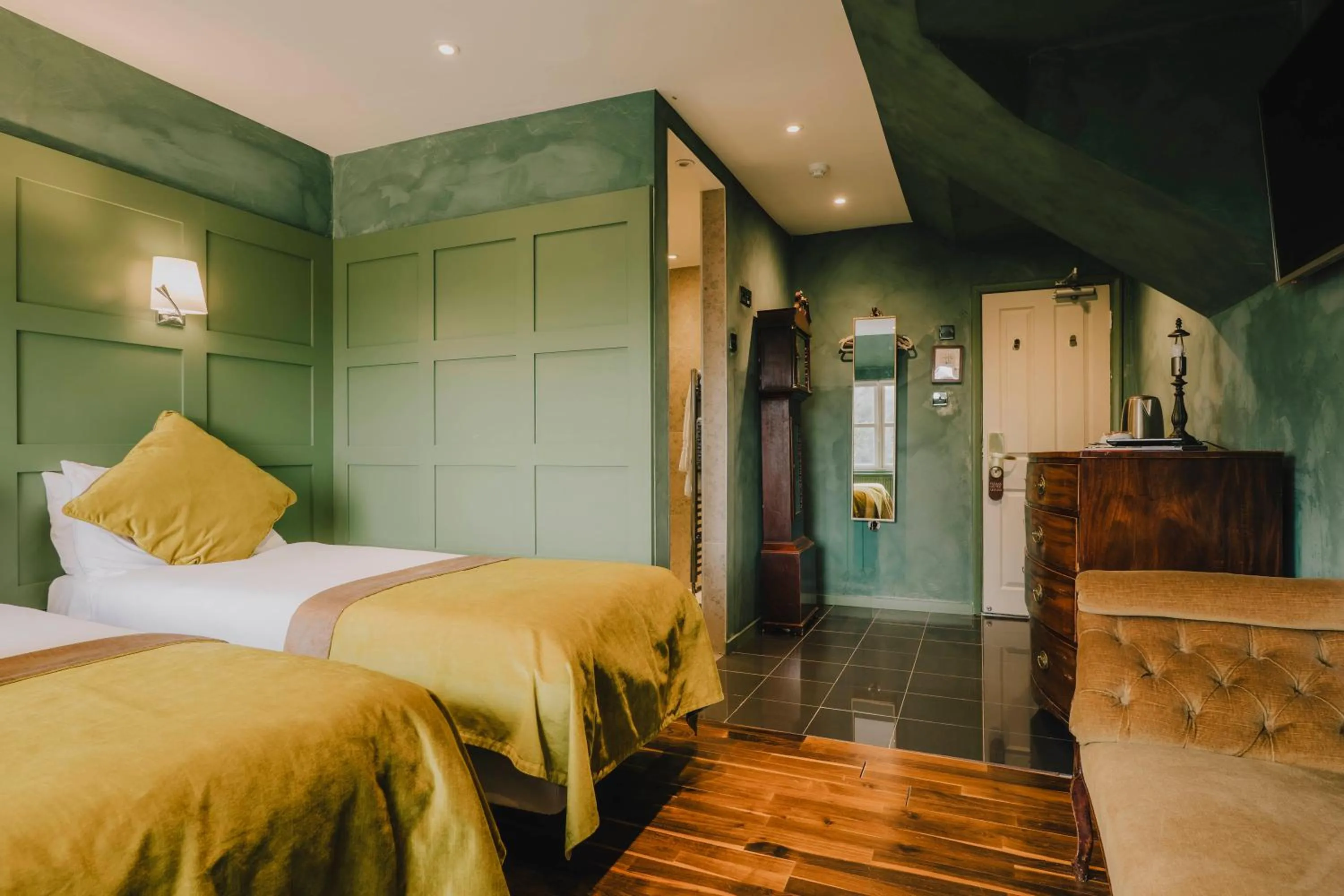 Bedroom, Bed in The Galaxie