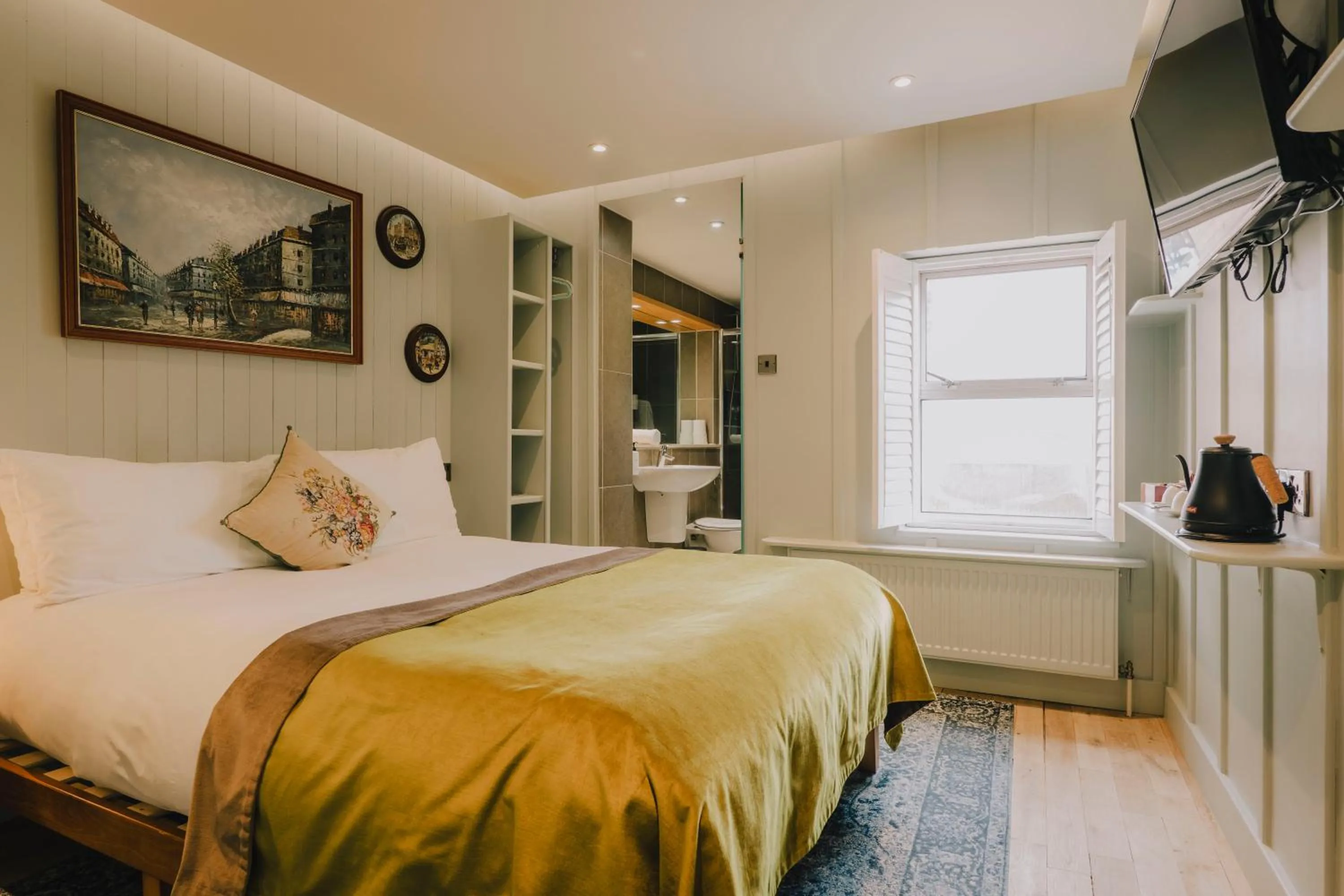 Bedroom, Bed in The Galaxie