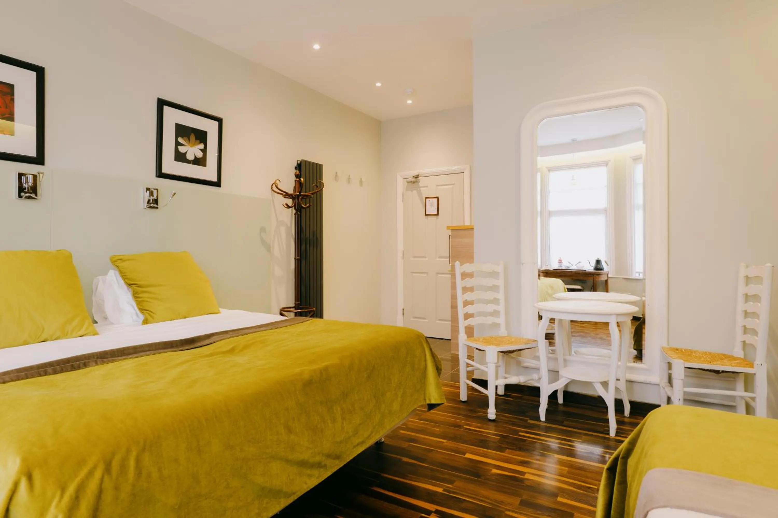 Bedroom, Bed in The Galaxie