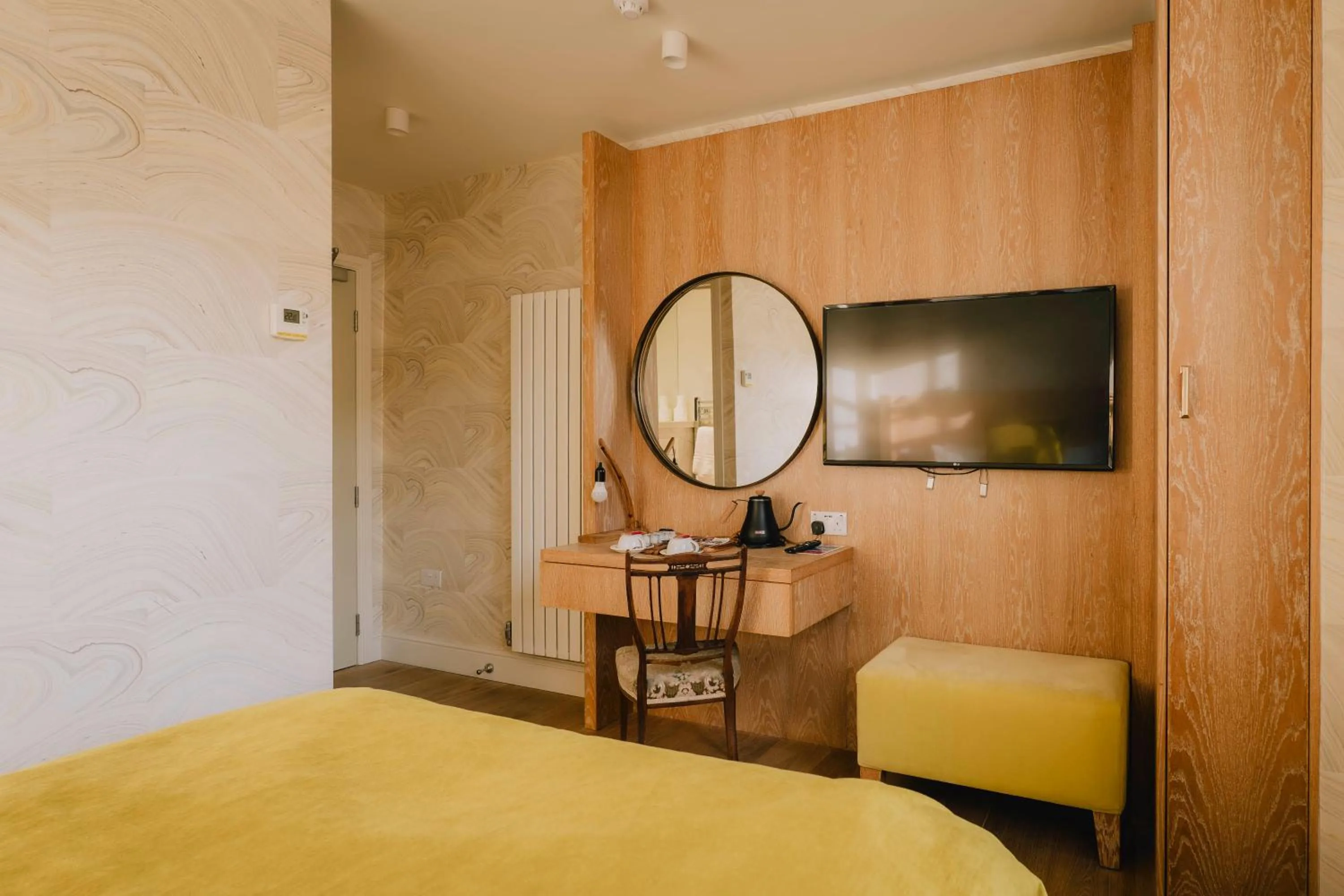 Bedroom, Bed in The Galaxie