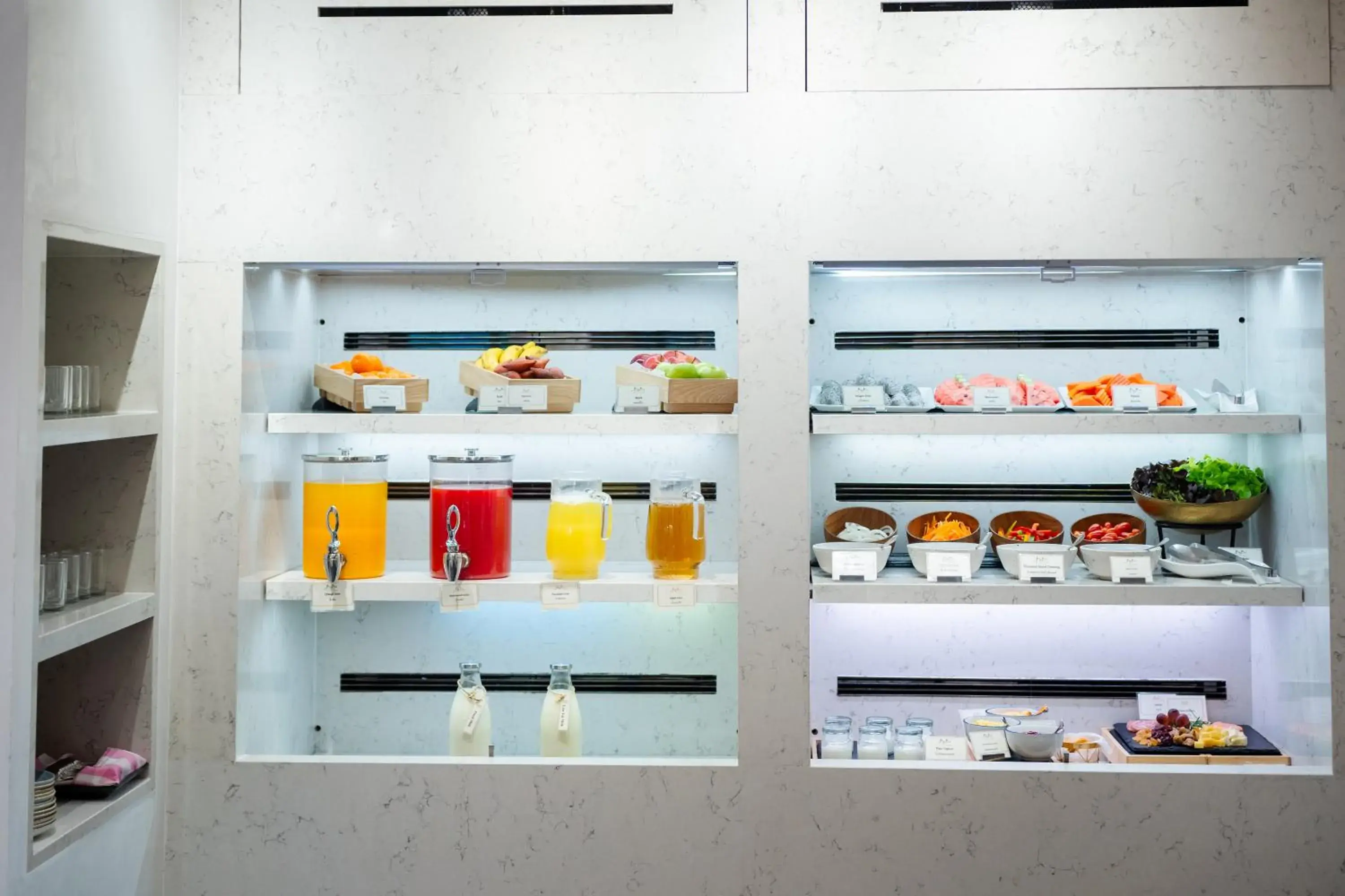 Restaurant/places to eat in Baba Beach Club Hua Hin Luxury Pool Villa by Sri panwa Restaurant/places to eat in Baba Beach Club Hua Hin Luxury Pool Villa by Sri panwa