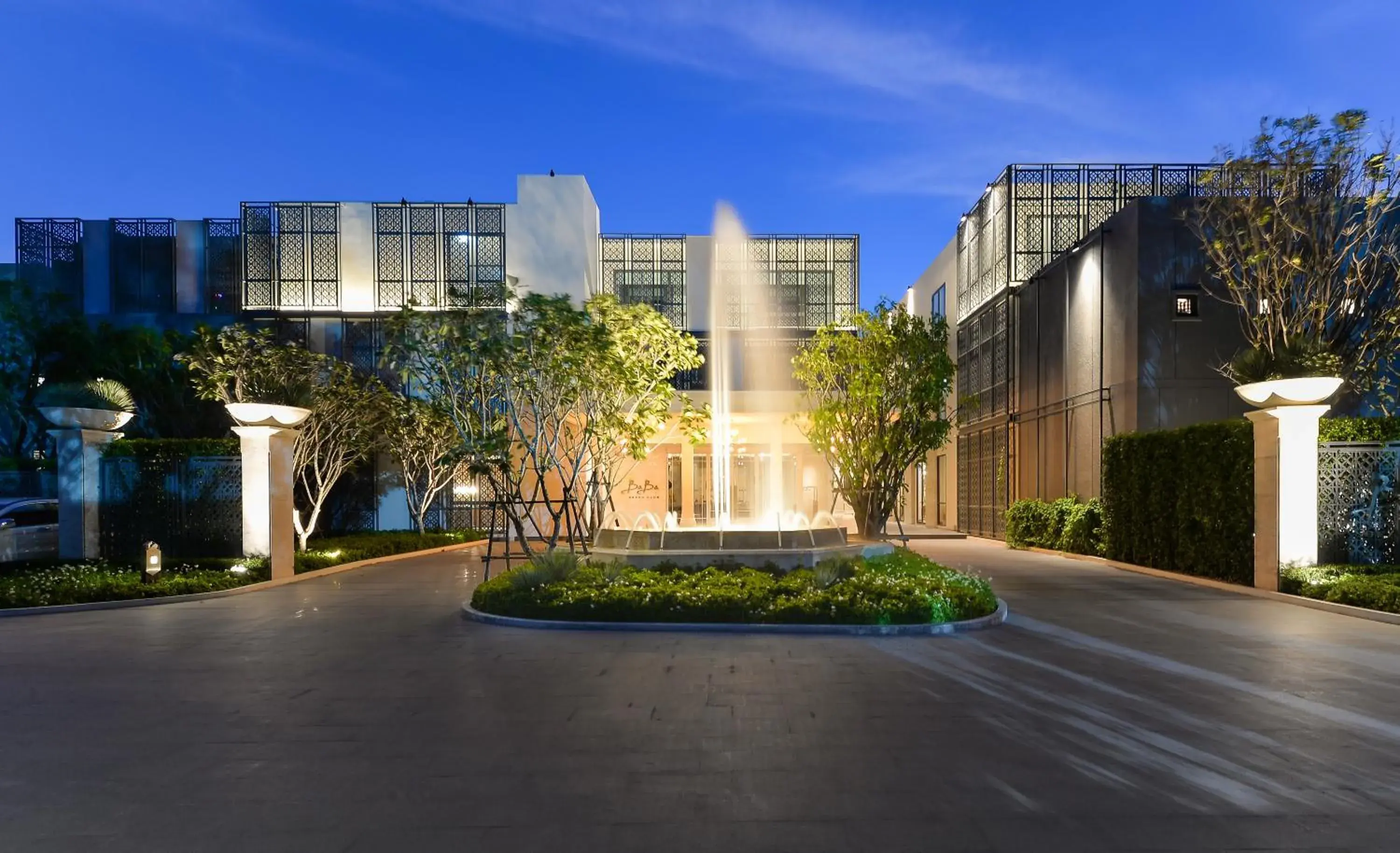 Facade/entrance in Baba Beach Club Hua Hin Luxury Pool Villa by Sri panwa Facade/entrance in Baba Beach Club Hua Hin Luxury Pool Villa by Sri panwa