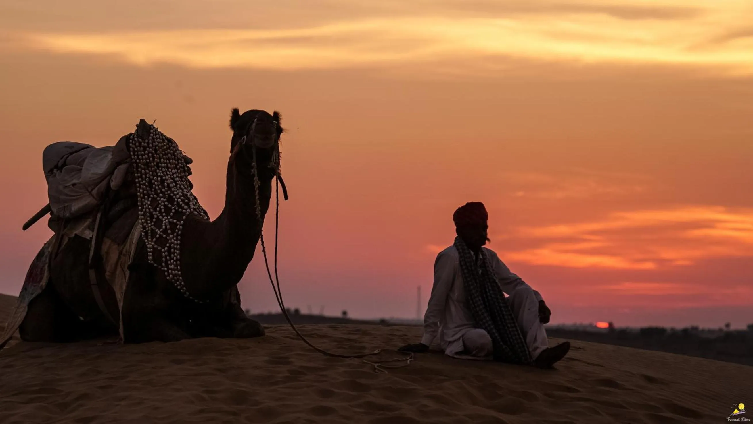 Sunset in Dhora Desert Resort And Spa