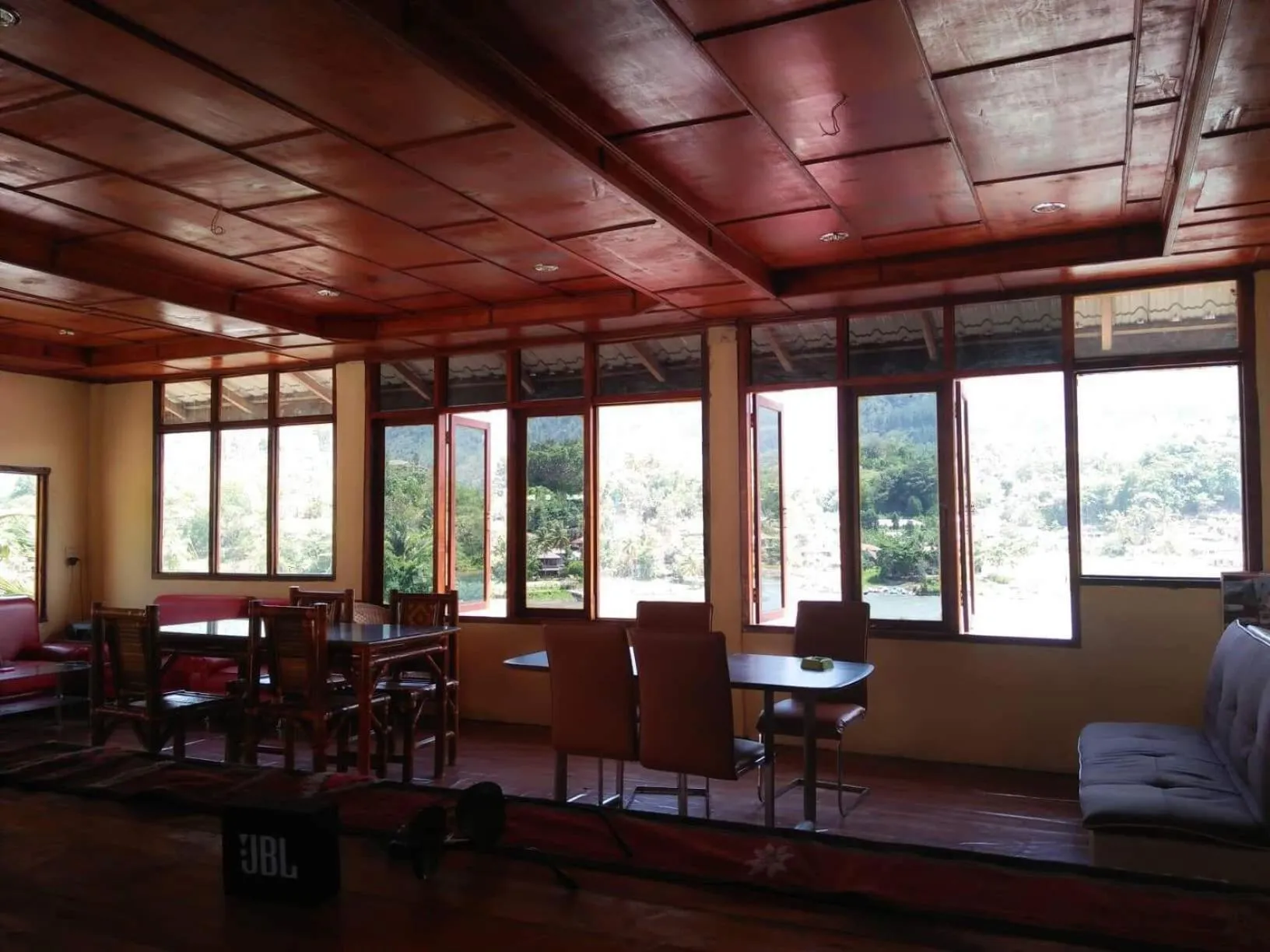 Restaurant/places to eat in Aman's Guesthouse