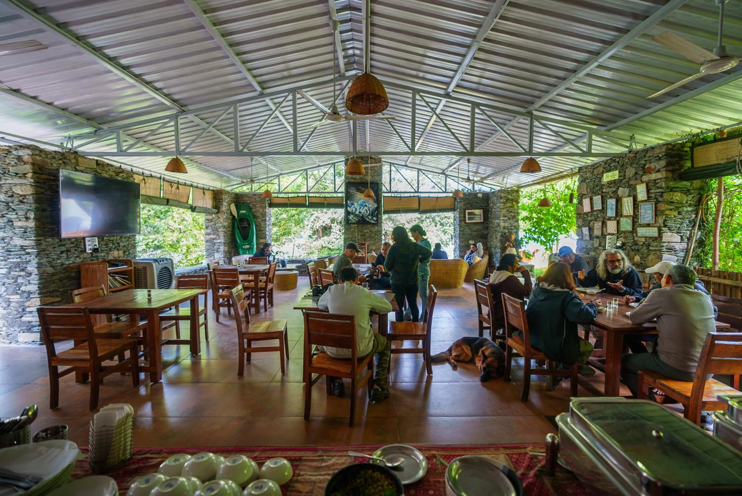 Restaurant/places to eat in Banyan By The Ganges