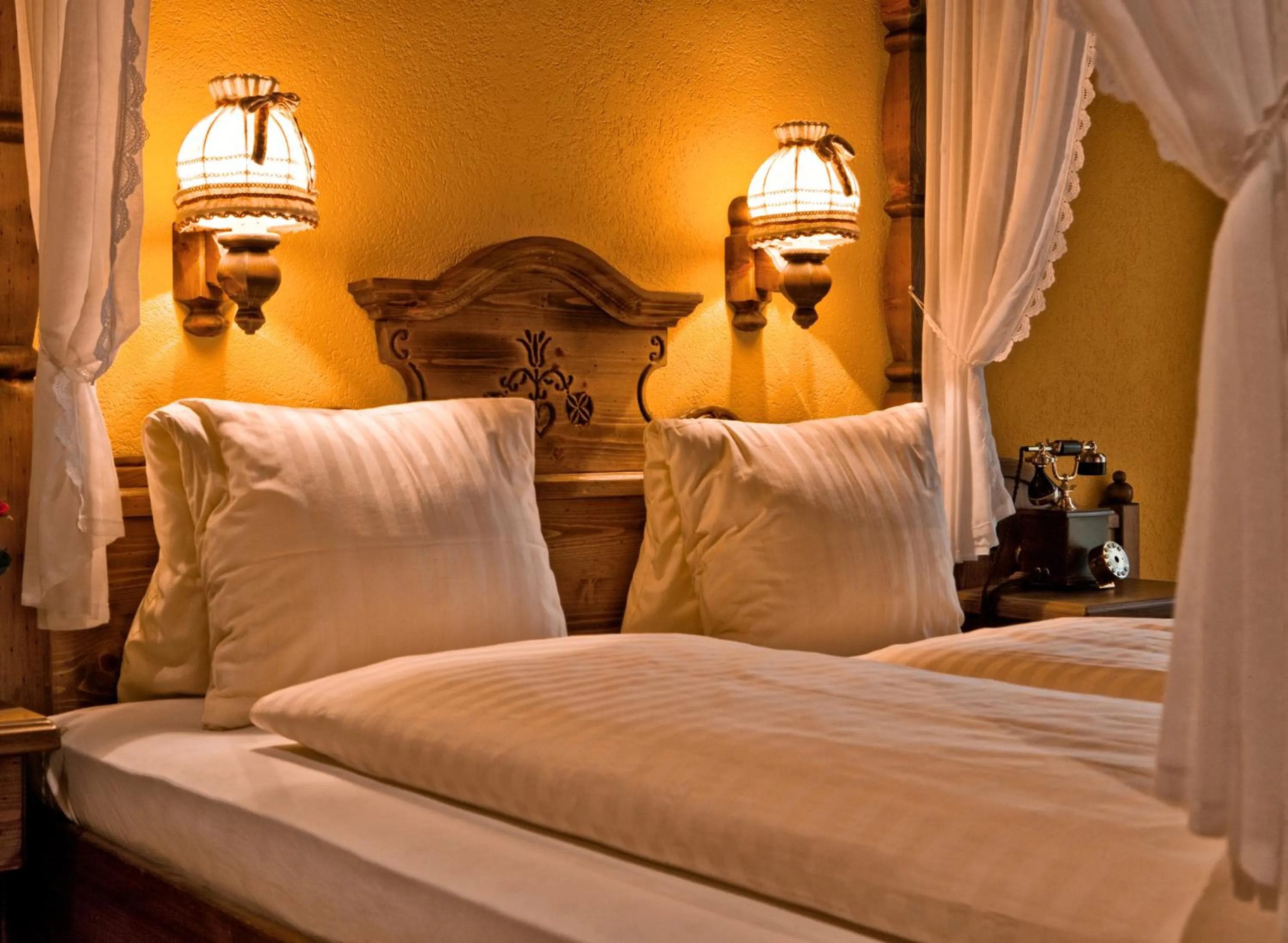 Bed in Hotel Astoria