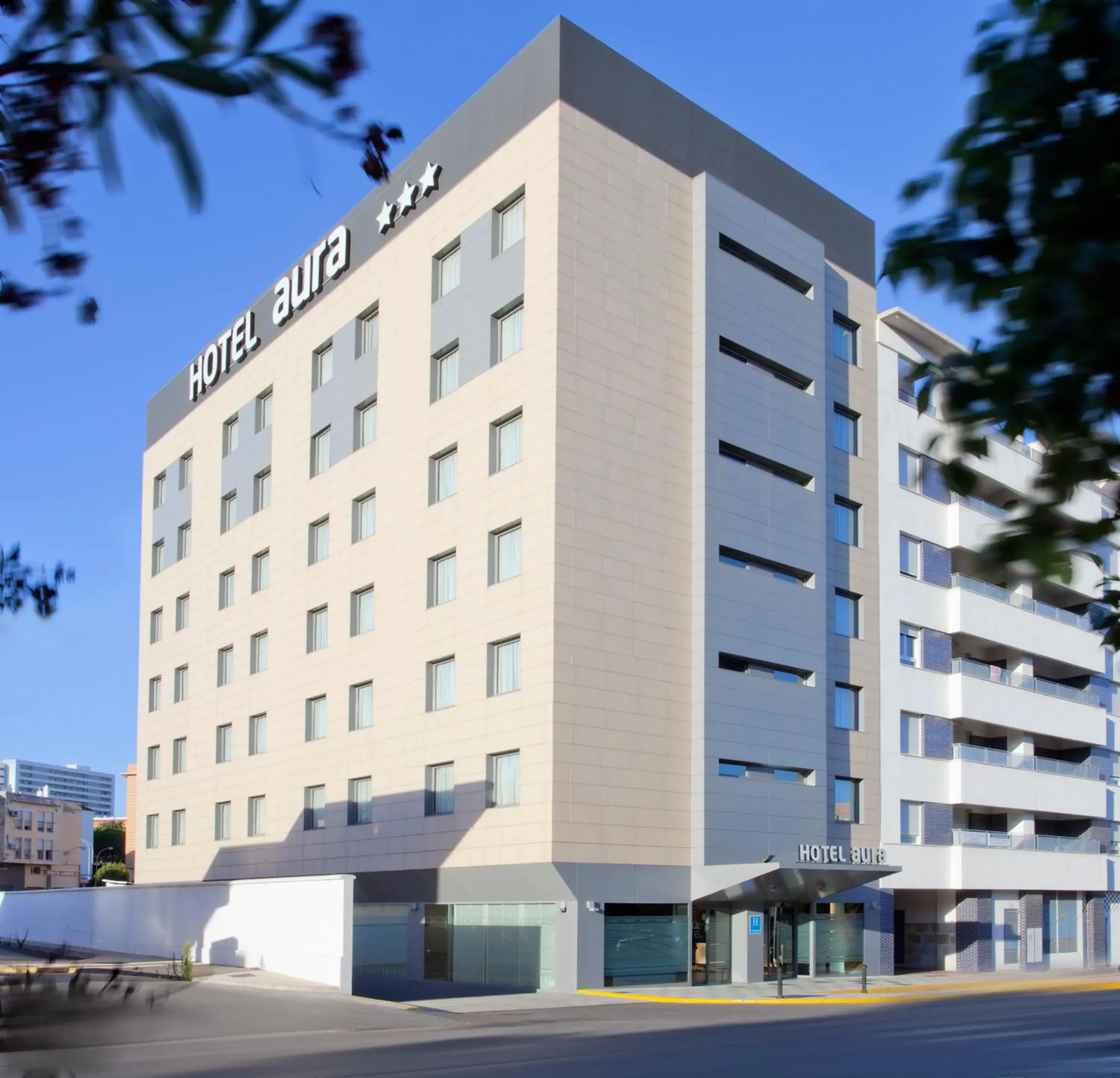 Property building in Sercotel Aura Algeciras Property building in Sercotel Aura Algeciras