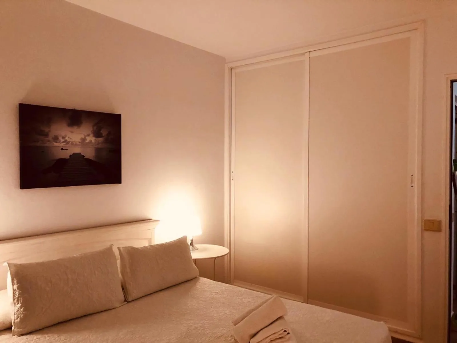 Bedroom, Bed in Apartamento Centrico Corrralejo