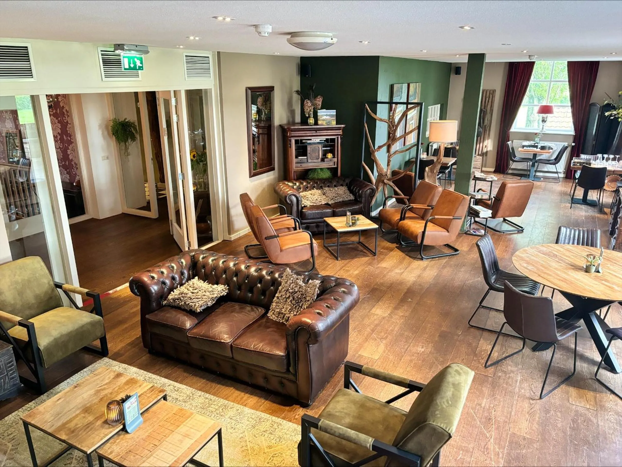 Lounge or bar in Havezathe Carpe Diem