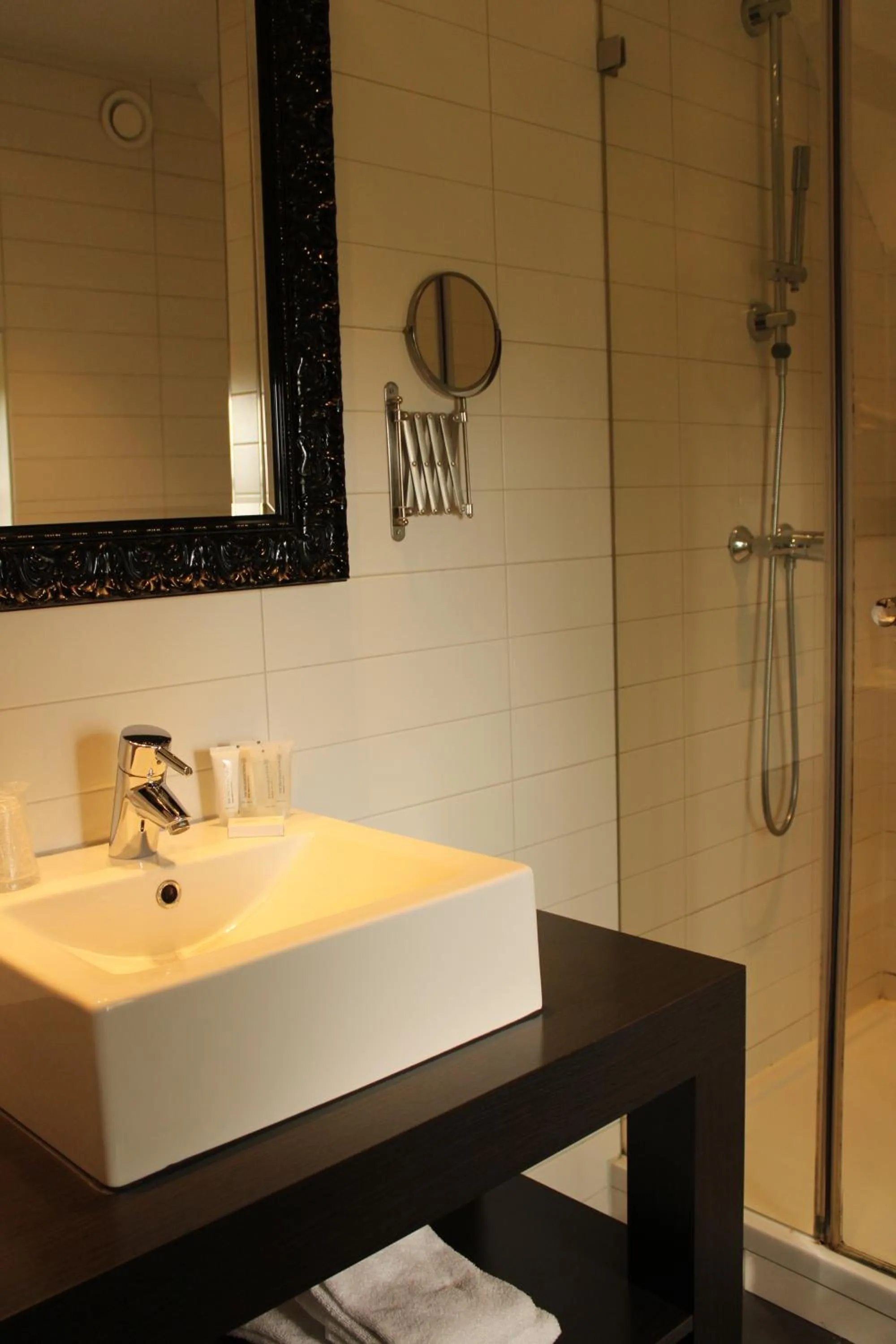 Bathroom in Havezathe Carpe Diem