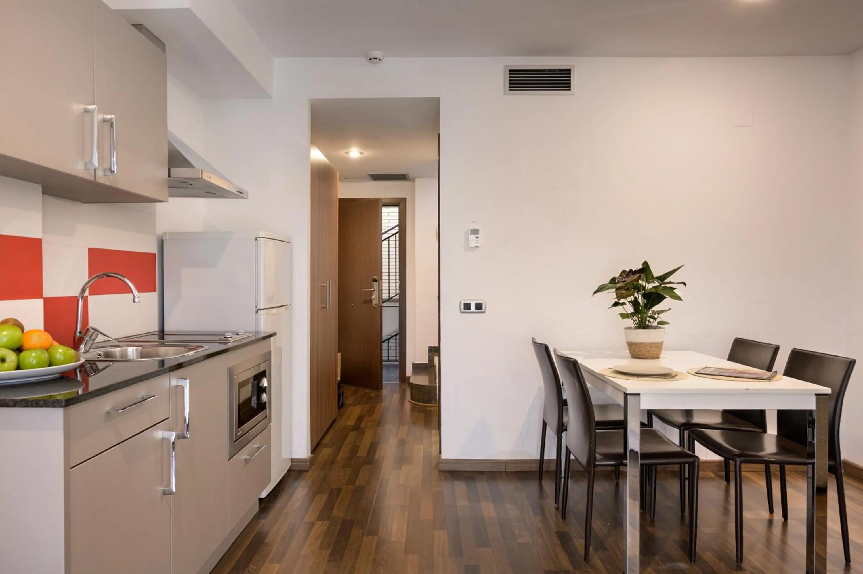 SG Marina 54 Apartments