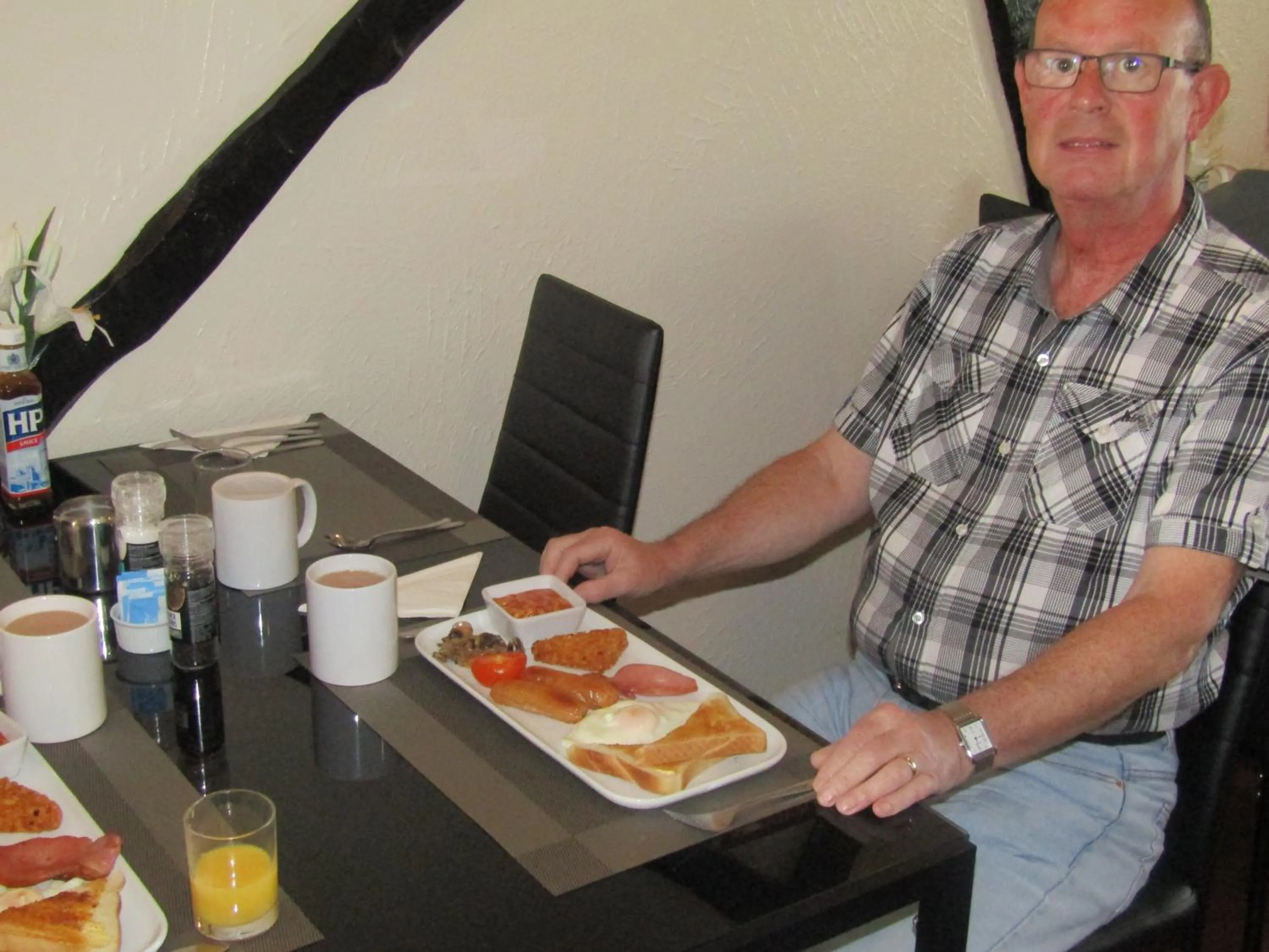 Food and drinks in Alderley Hotel Blackpool