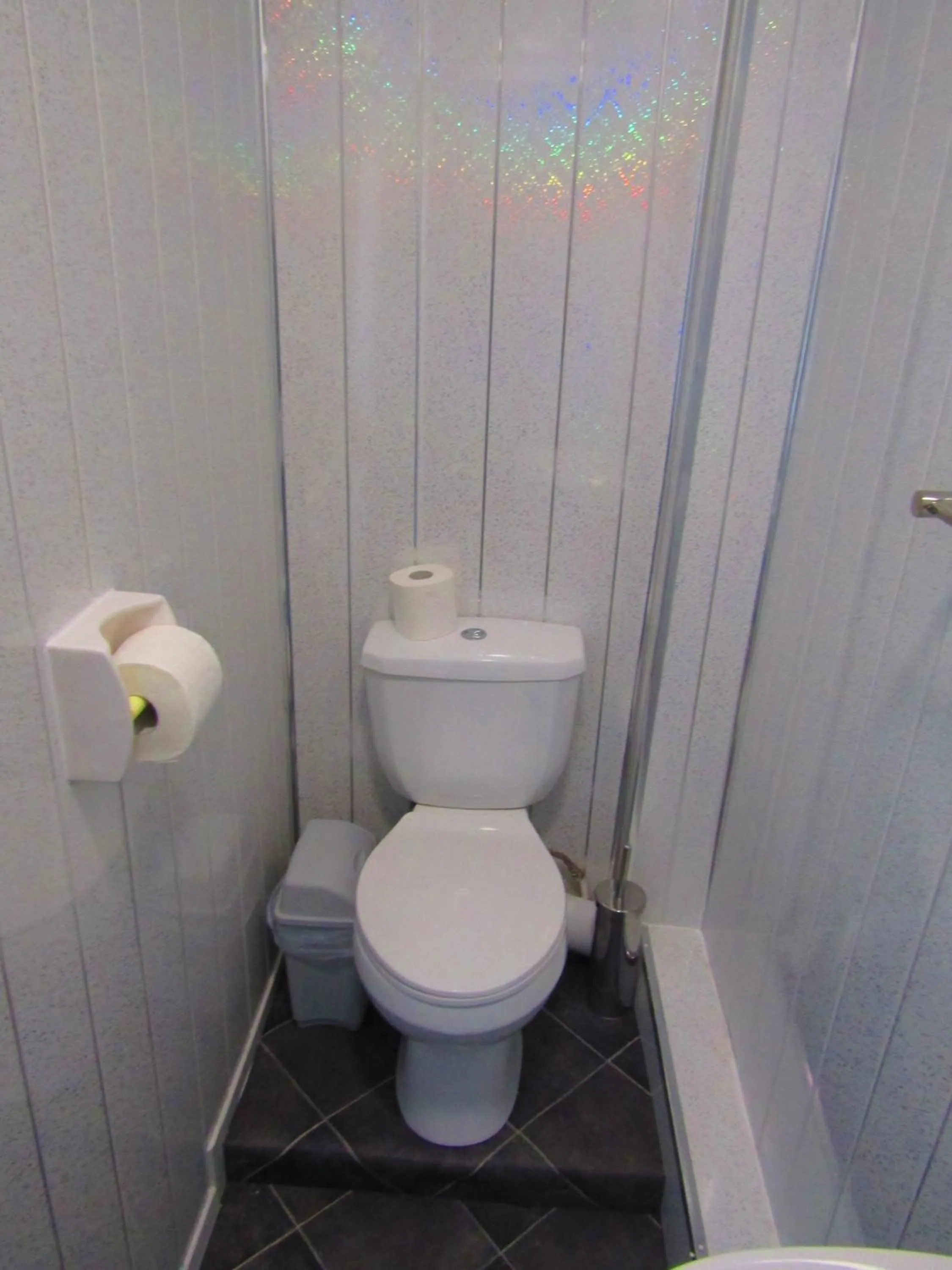 Toilet in Alderley Hotel Blackpool