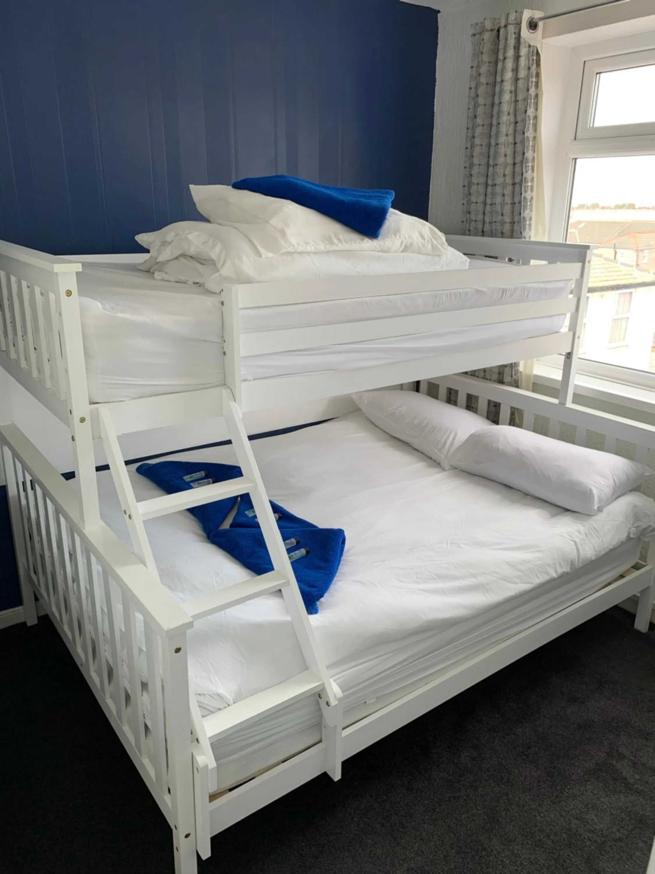 bunk bed, Bed in Alderley Hotel Blackpool