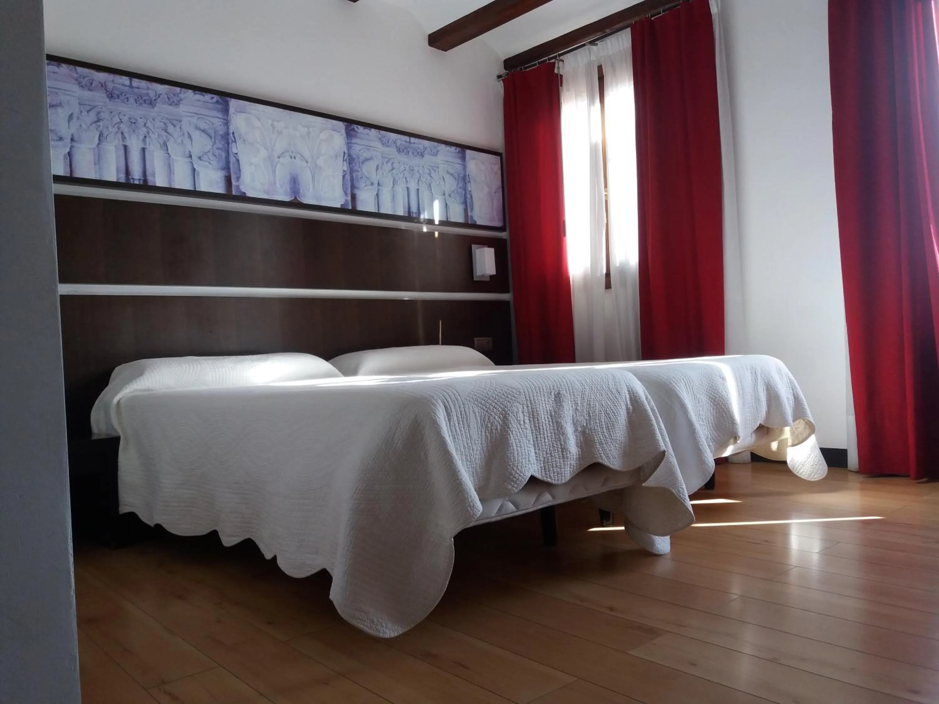 Bedroom in Hotel Rey Sancho