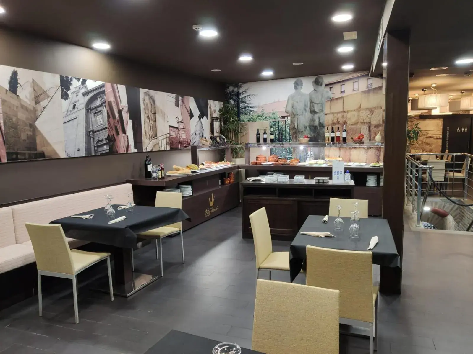 Restaurant/places to eat in Hotel Rey Sancho Restaurant/places to eat in Hotel Rey Sancho