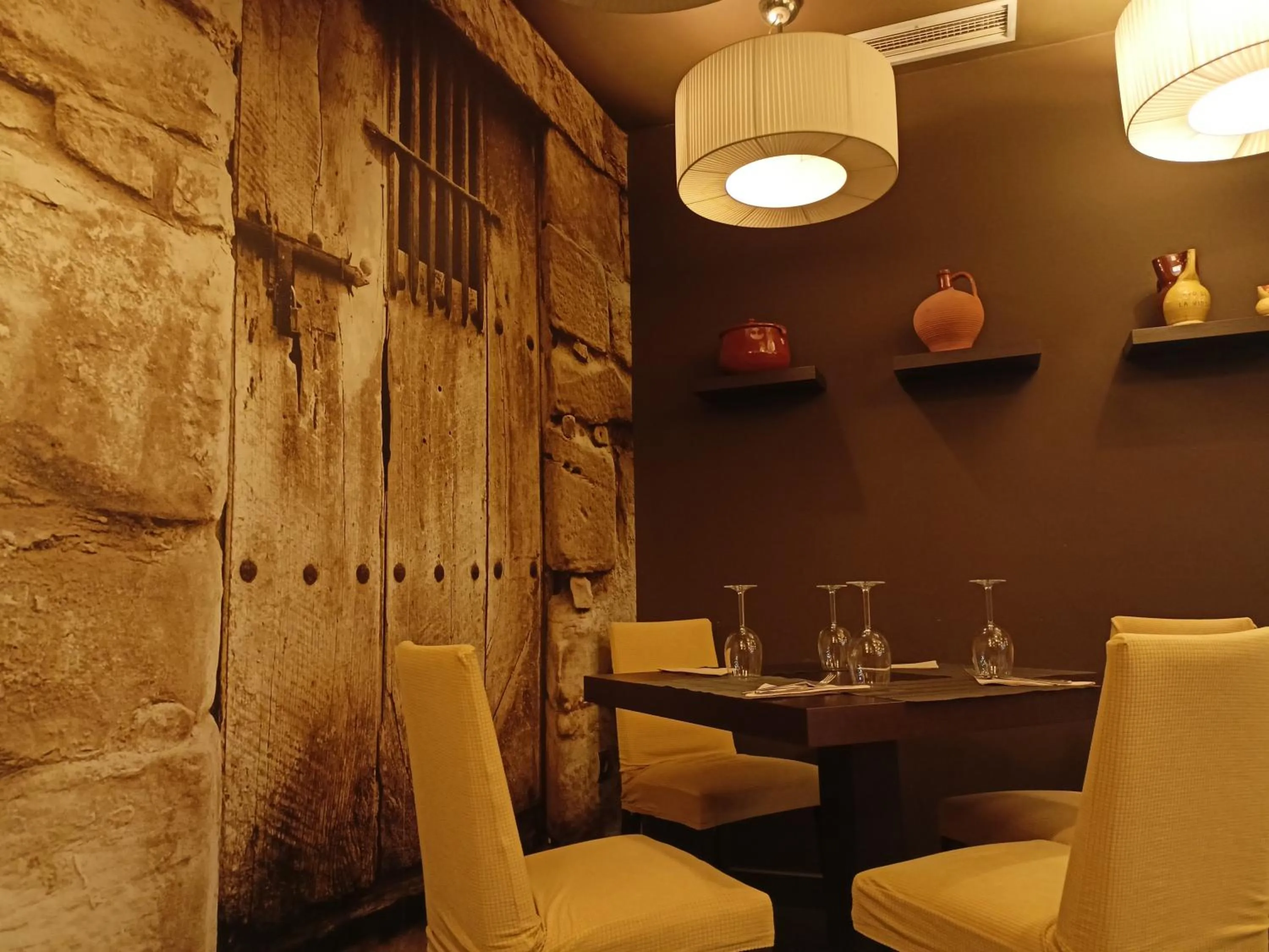 Restaurant/places to eat in Hotel Rey Sancho