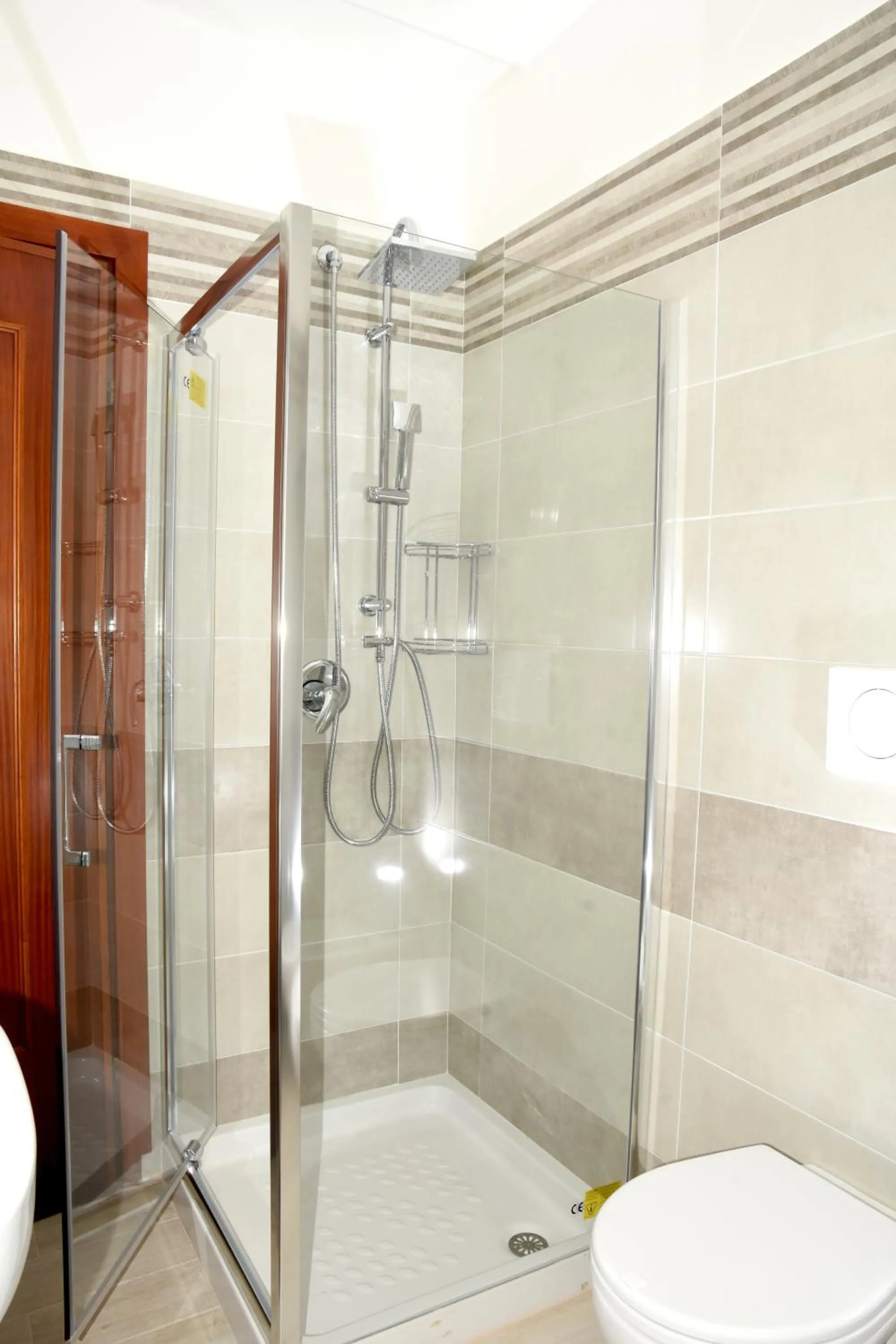 Shower in Bio Forester
