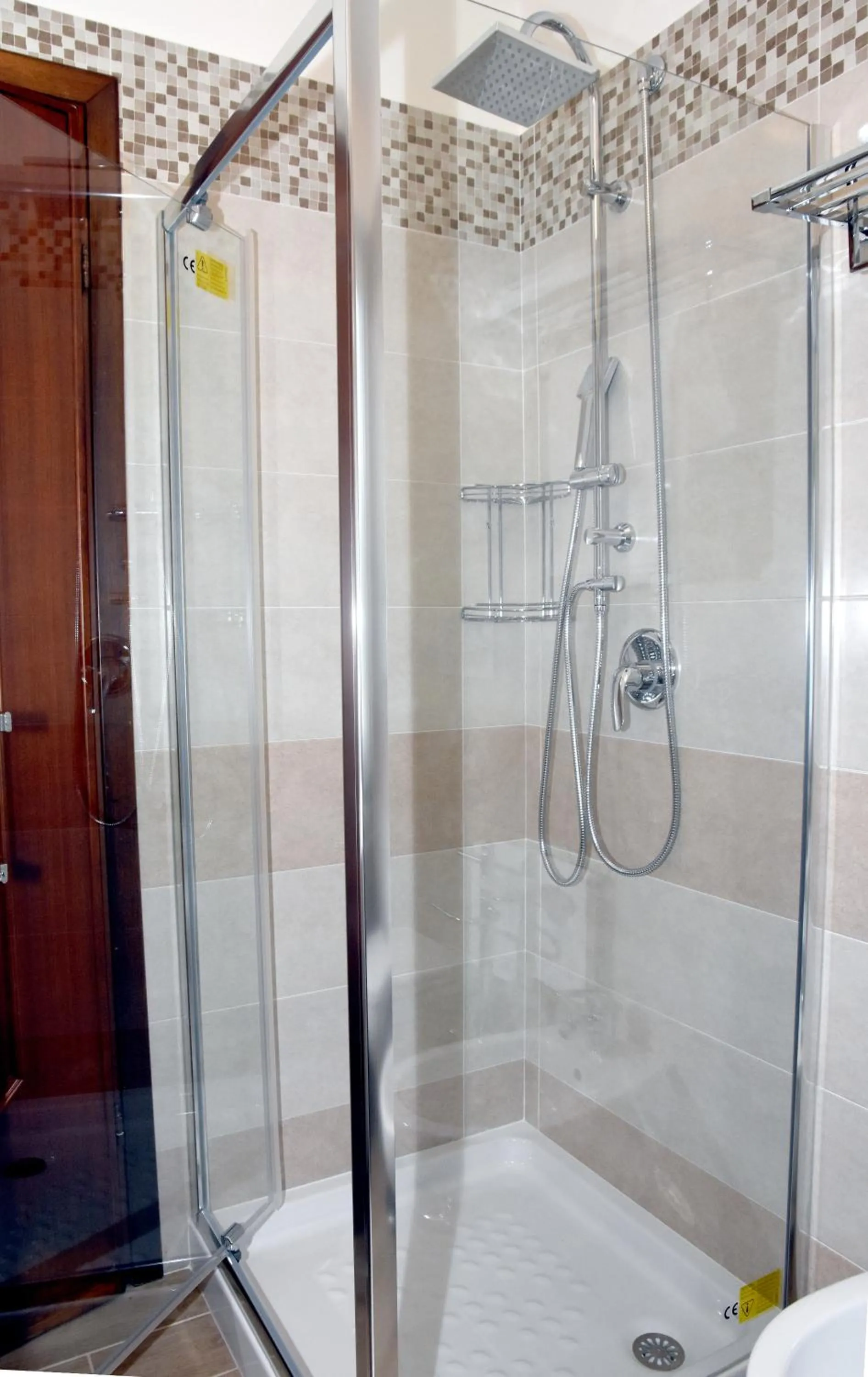 Shower in Bio Forester
