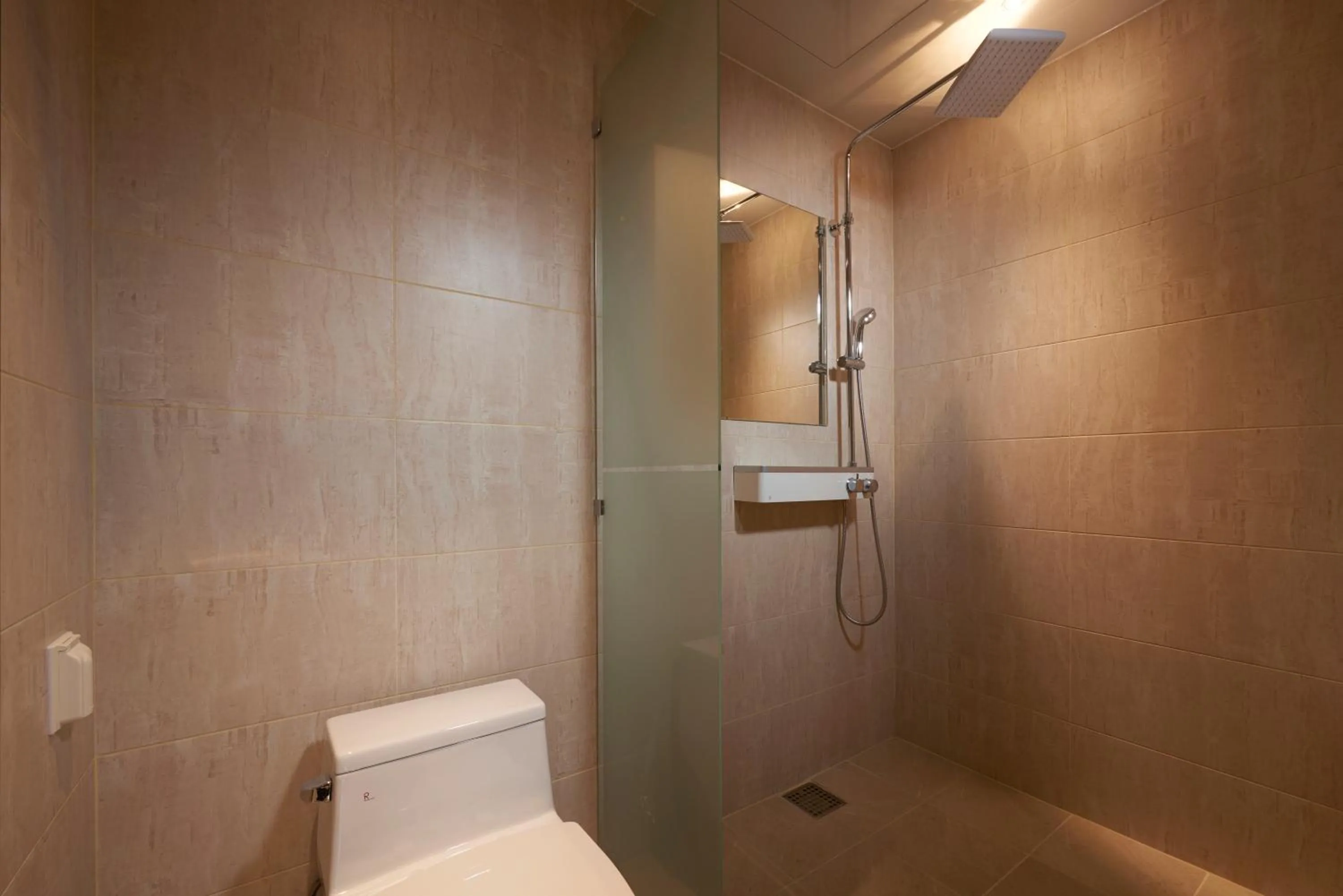 Toilet in Benikea Hotel Yangsan