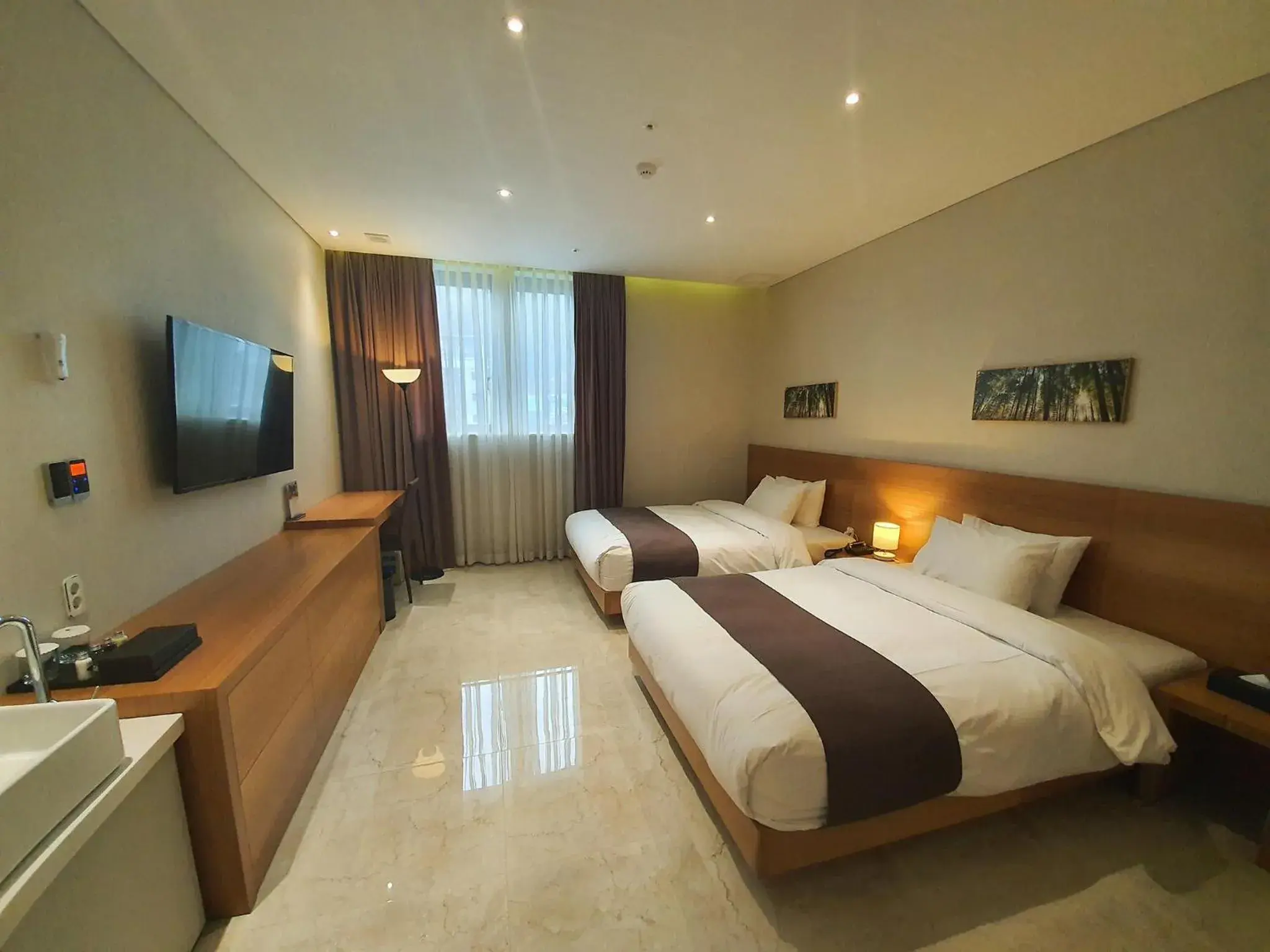 Standard Twin Room in Benikea Hotel Yangsan Standard Twin Room in Benikea Hotel Yangsan