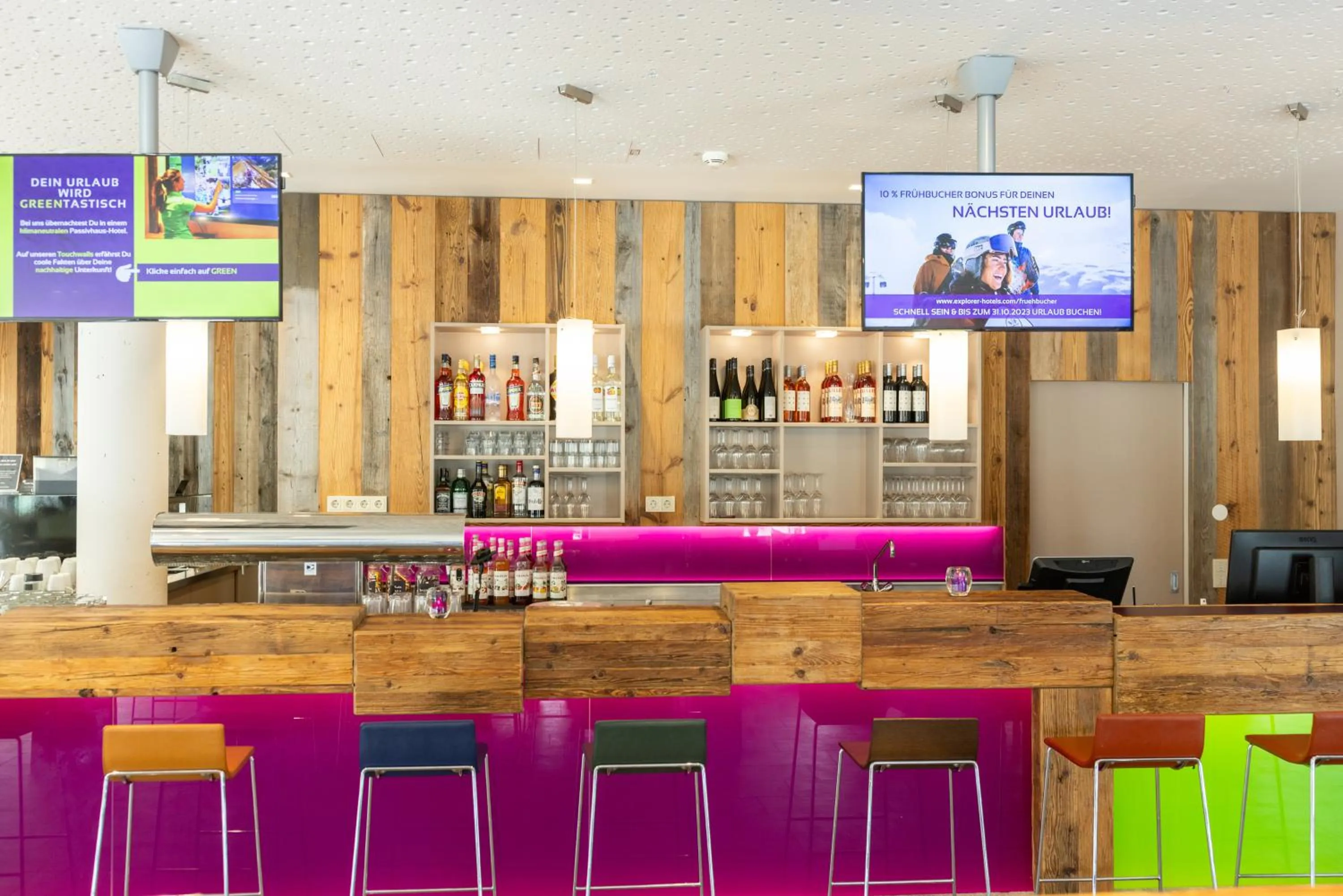 Lounge or bar in Explorer Hotel Hinterstoder