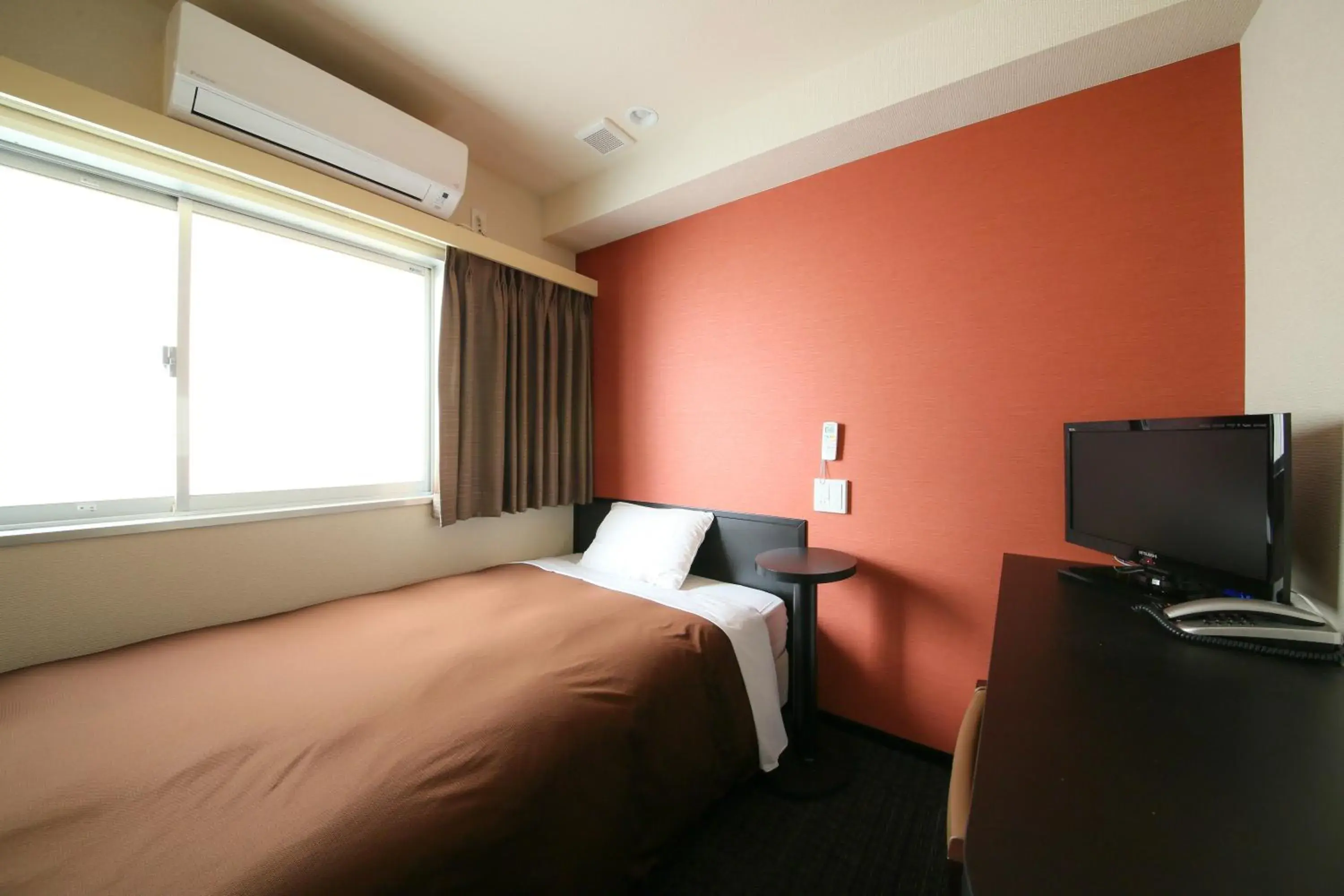 Bed in Urbain Tokyo Haneda Kamata Bed in Urbain Tokyo Haneda Kamata