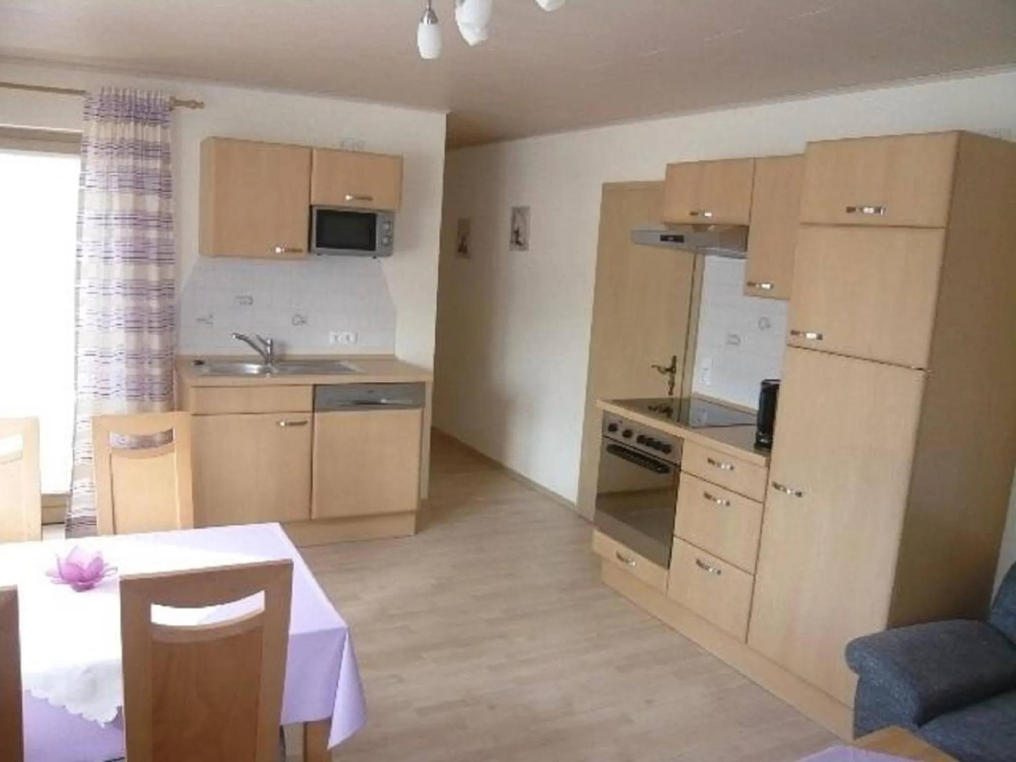 Kitchen or kitchenette in Gastehaus Helga