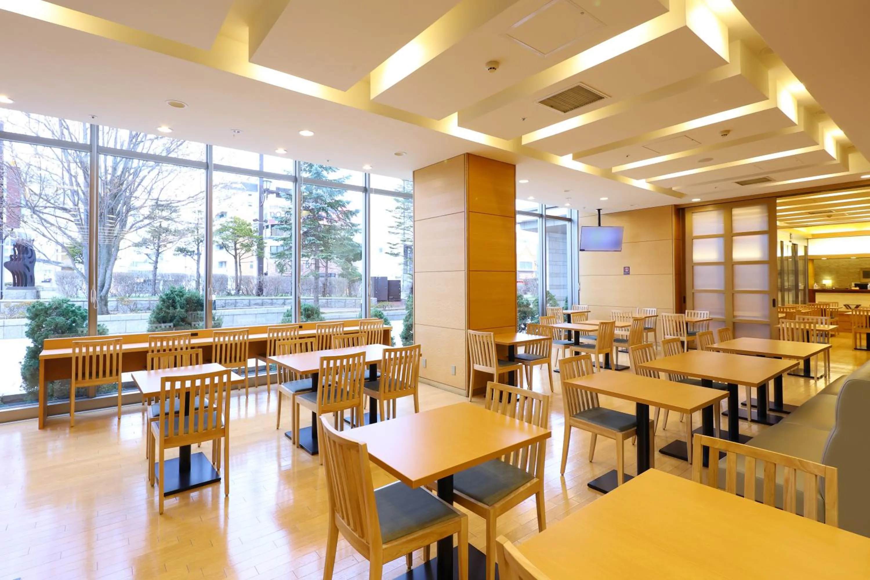 Restaurant/Places to Eat in La Vista Kushirogawa Hotel Natural Hot Spring