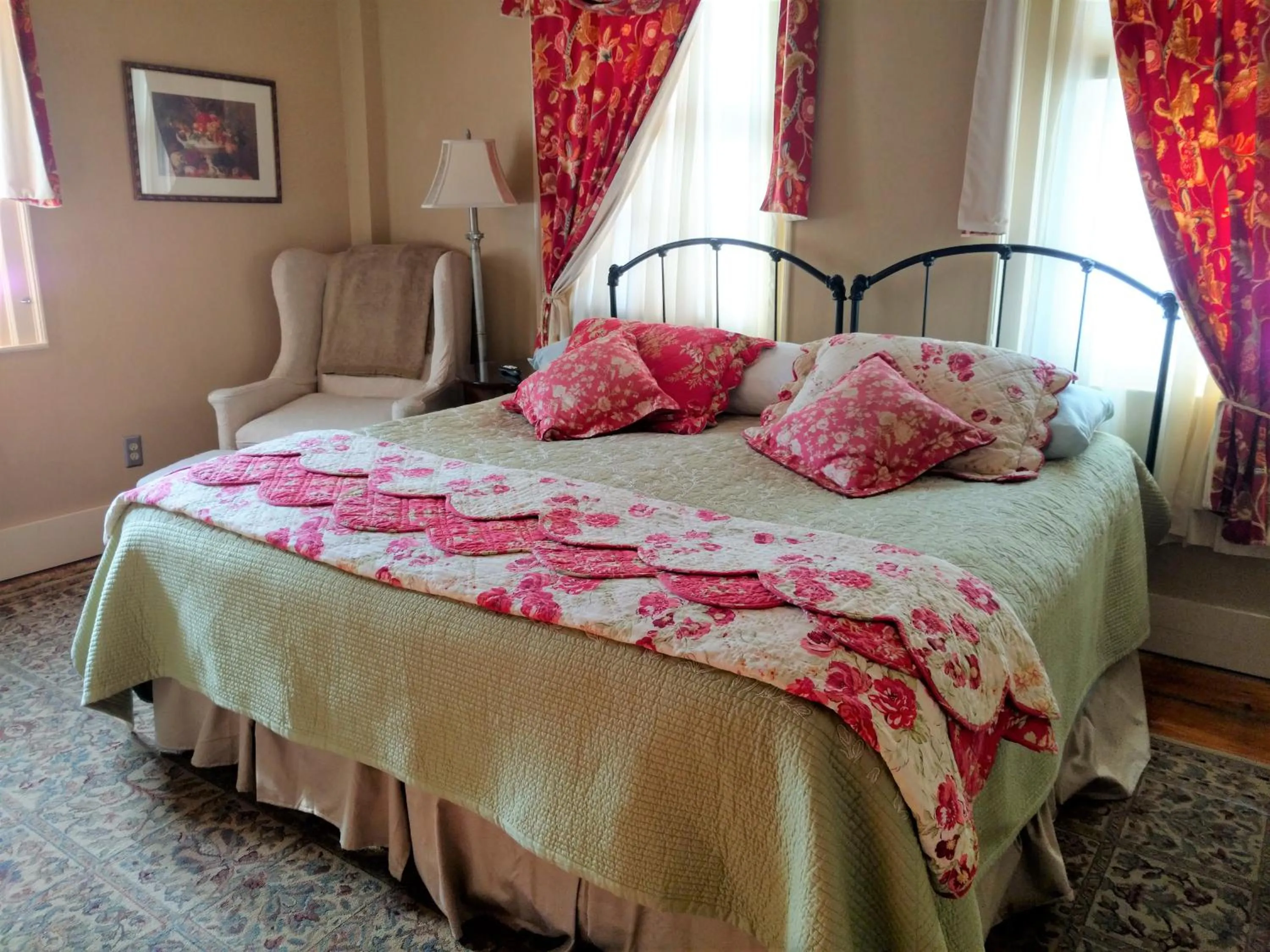 Bed in Daniel Stebbins B and B