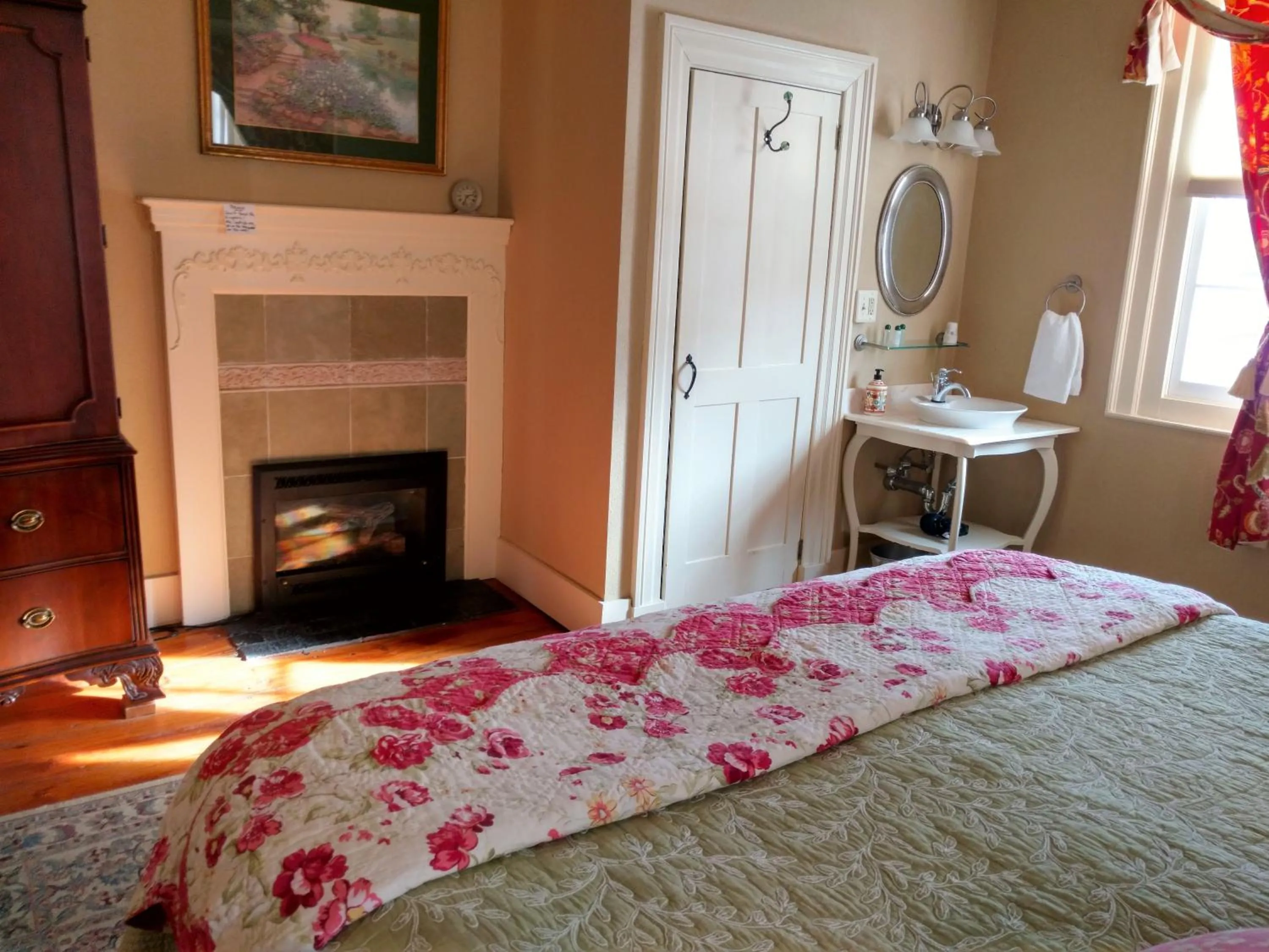Bed in Daniel Stebbins B and B