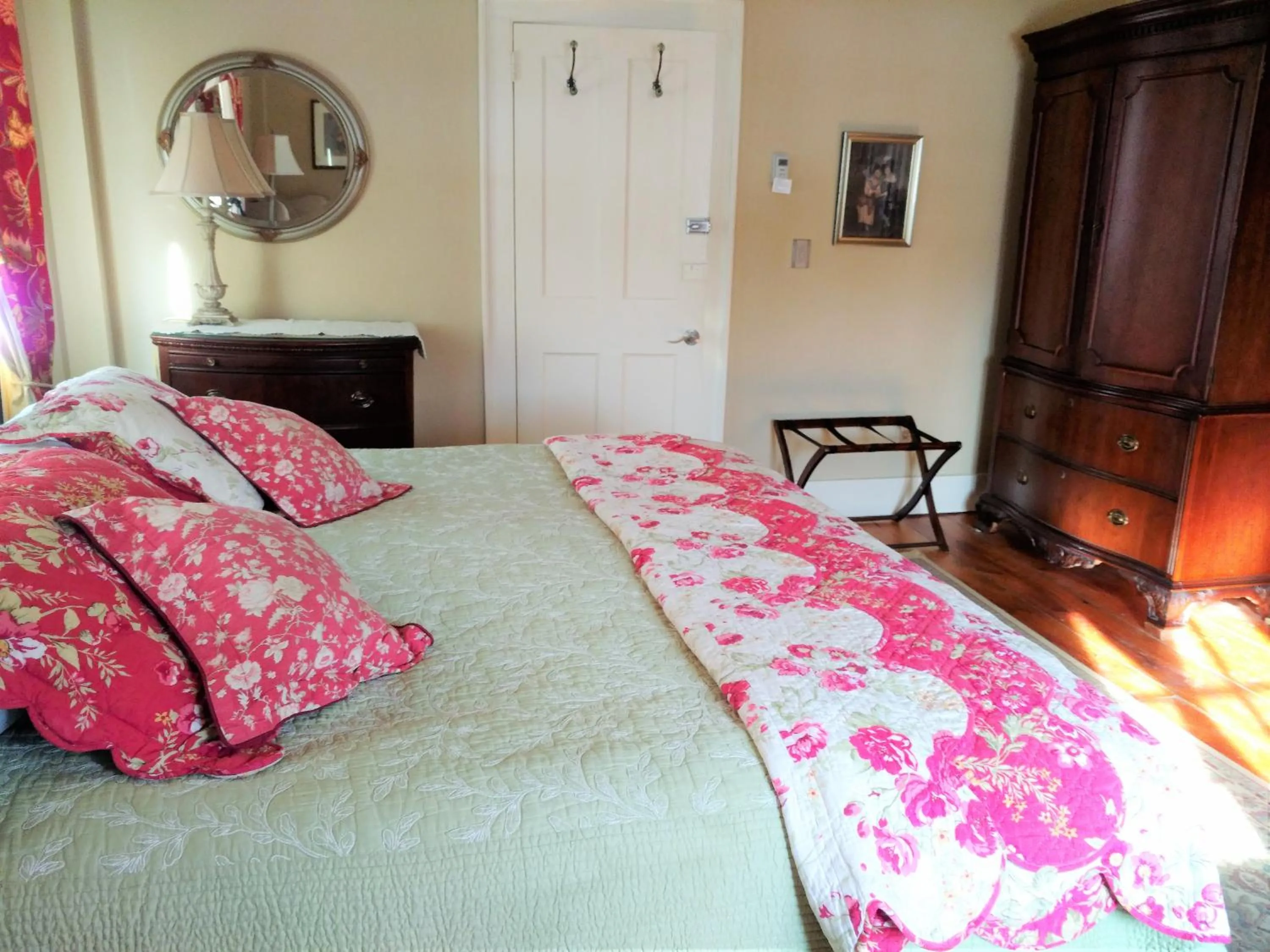 Bed in Daniel Stebbins B and B