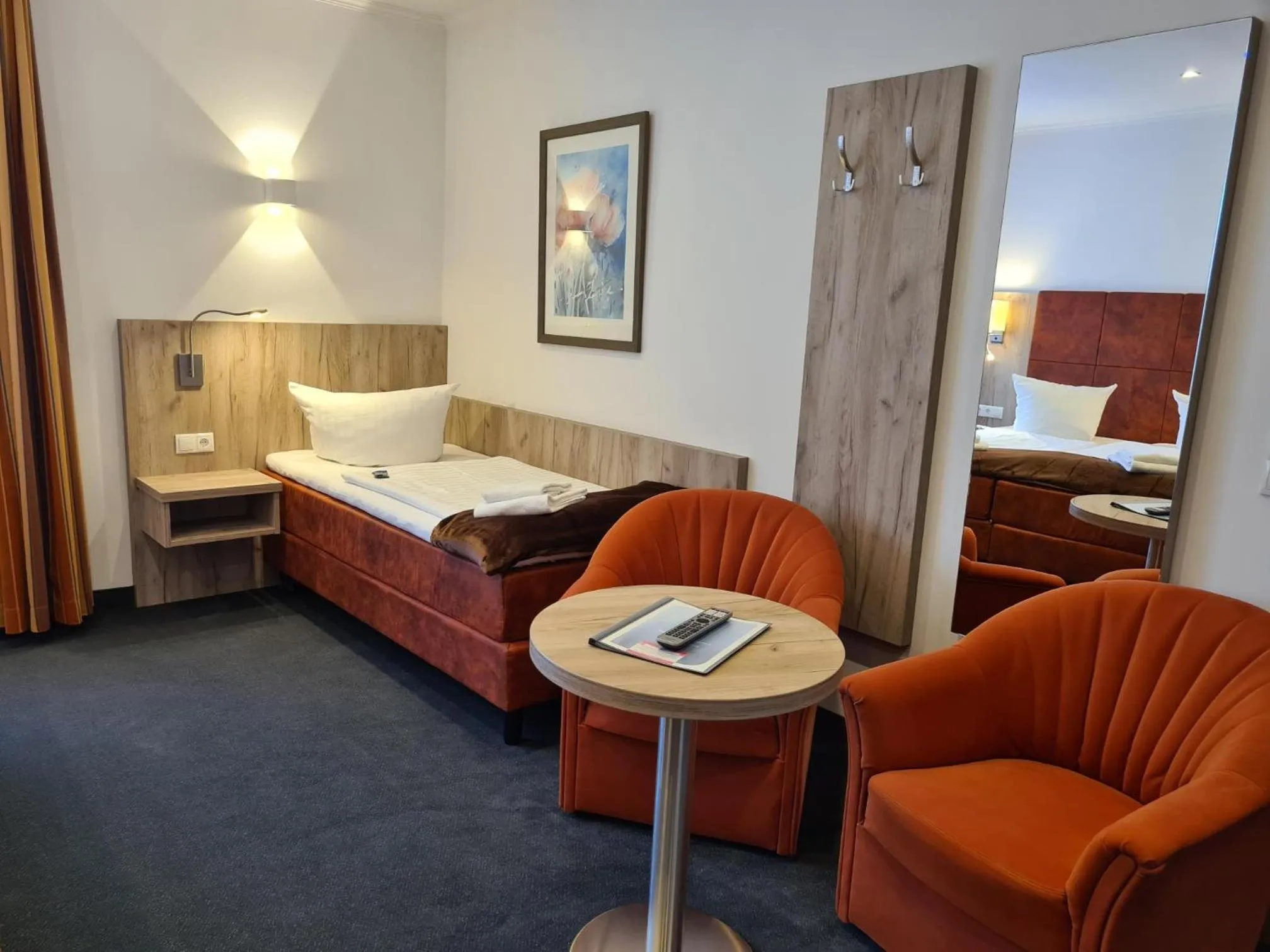 Bed in WH Hotels Papenburg Zentrum