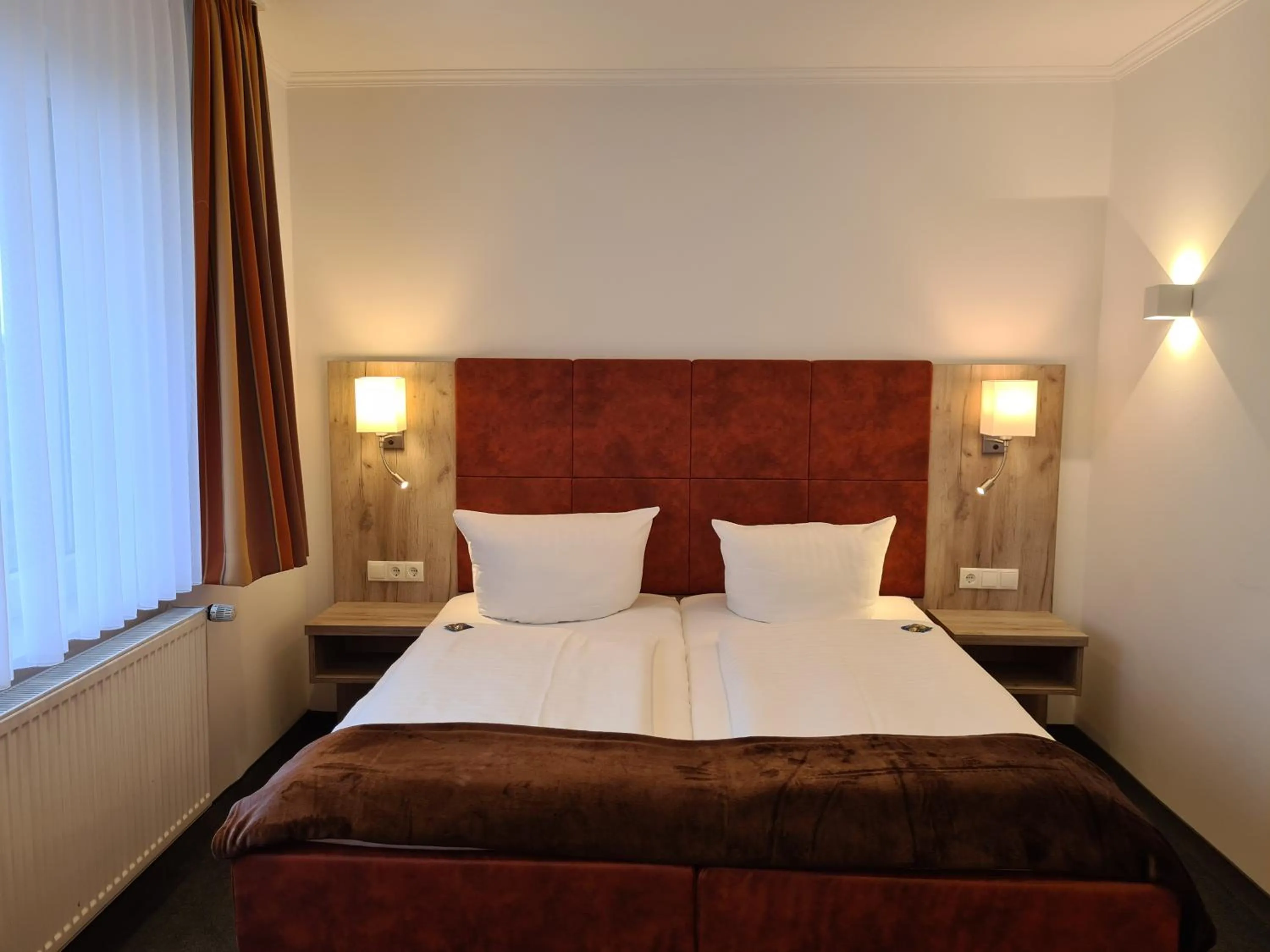 Bed in WH Hotels Papenburg Zentrum