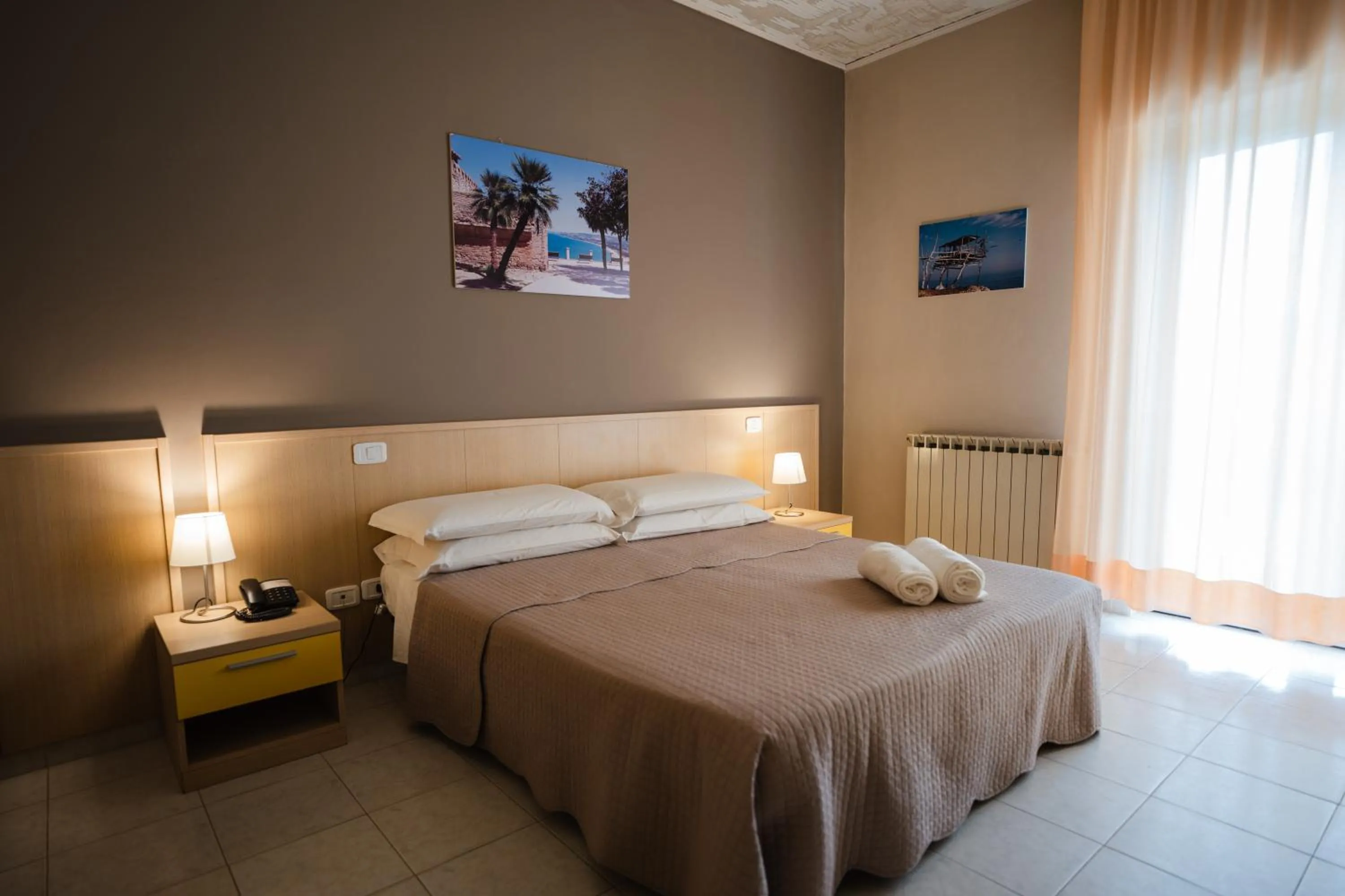 Hotel Holiday