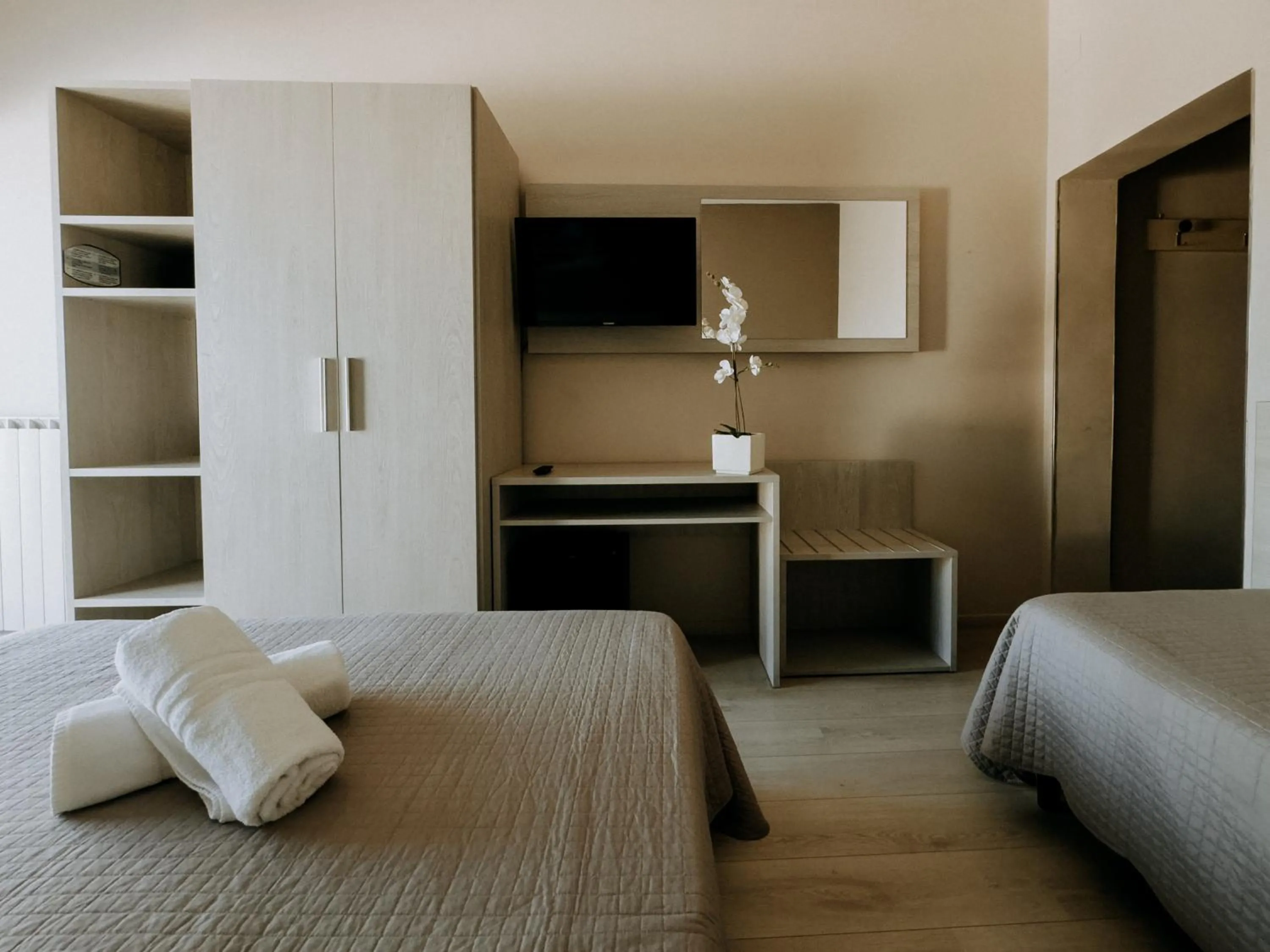 Hotel Holiday