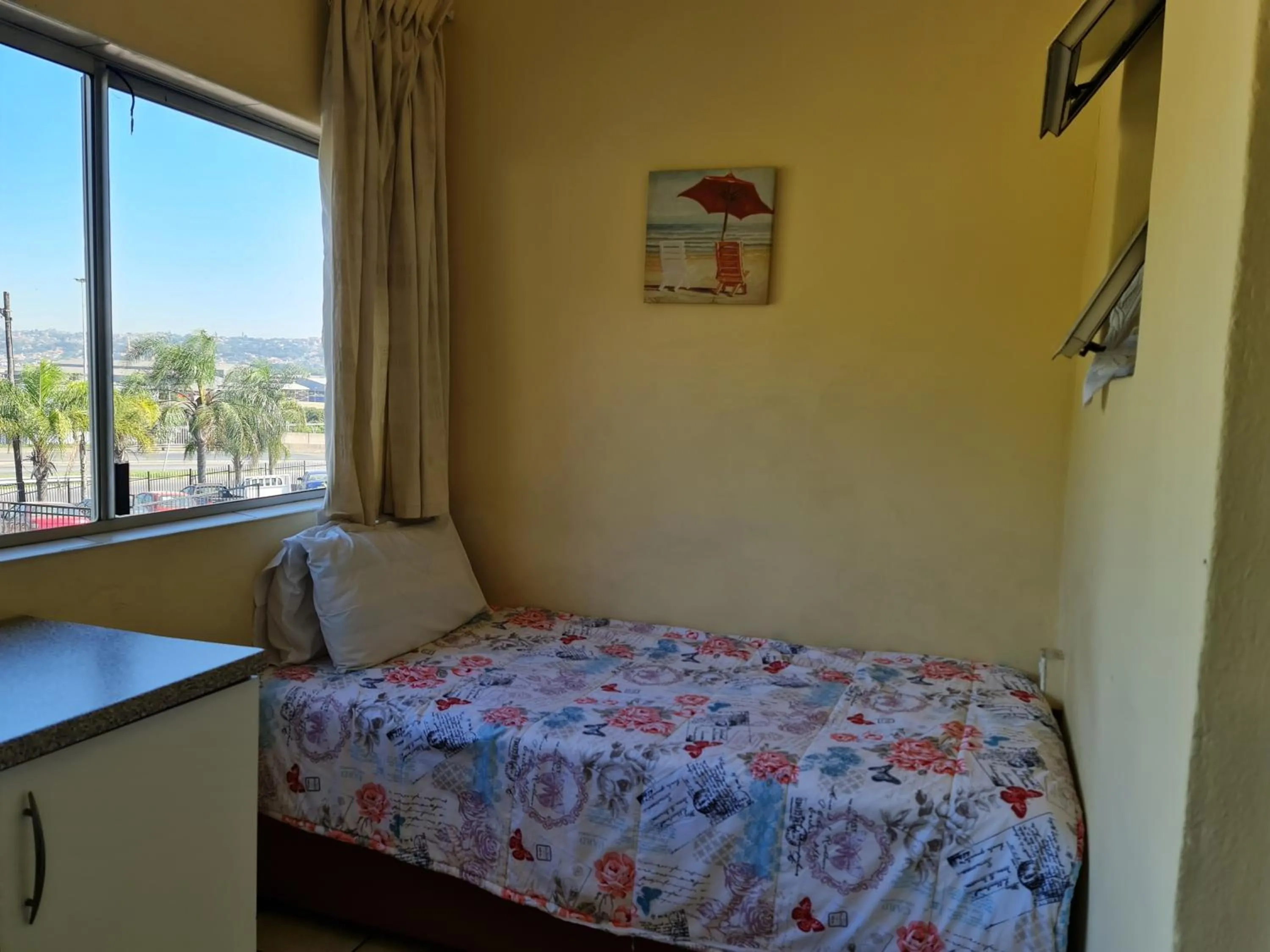 Bed in Bluff Accommodation Aybriden Self-Catering