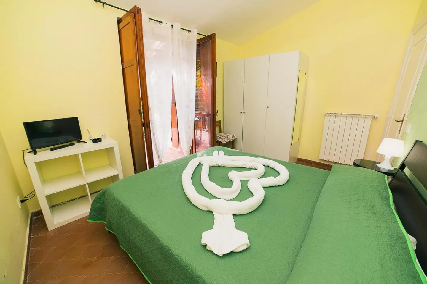 Bedroom, Bed in B&B Bouganville