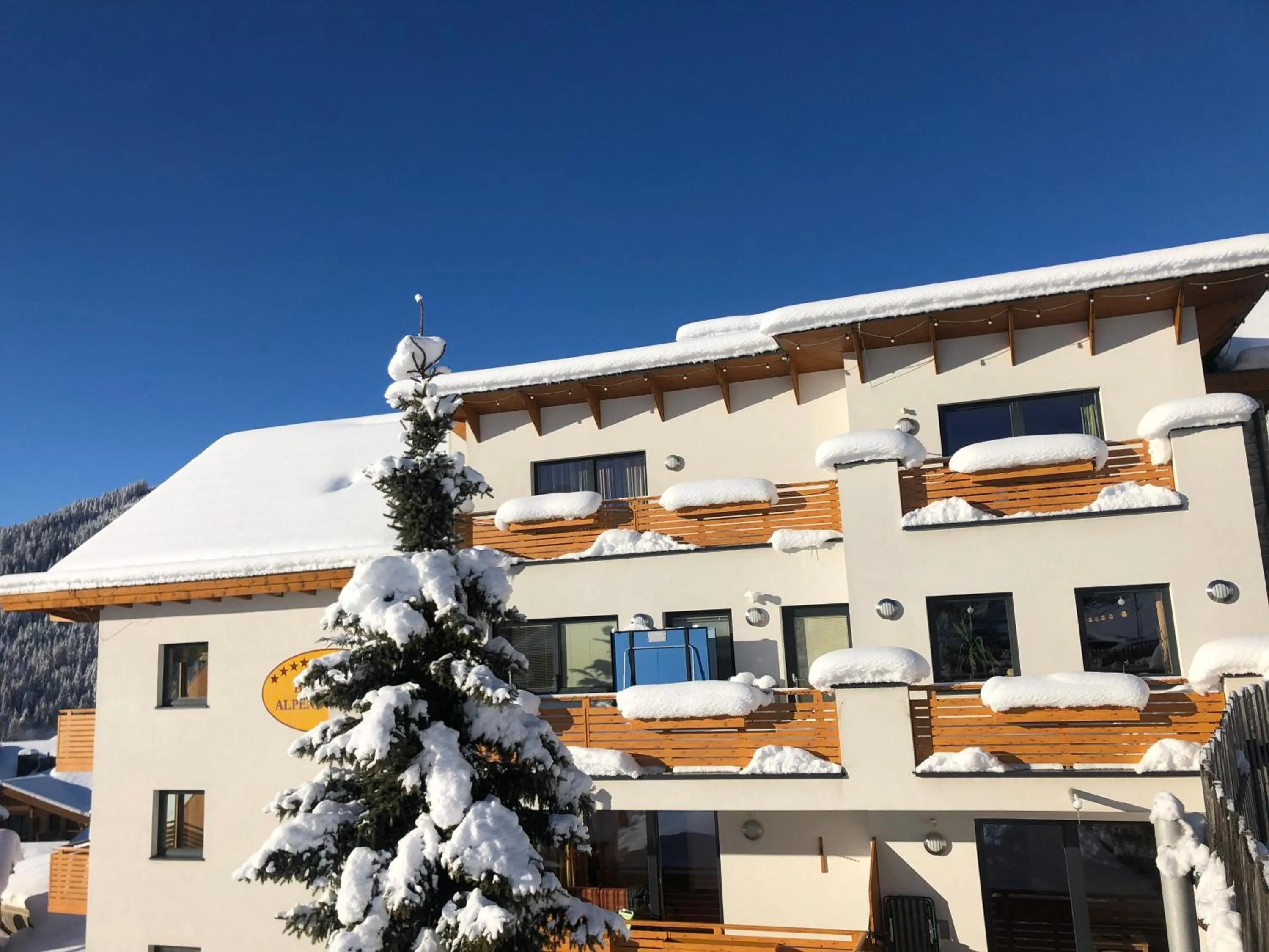 Property building in Hotel Garni Alpendiamant