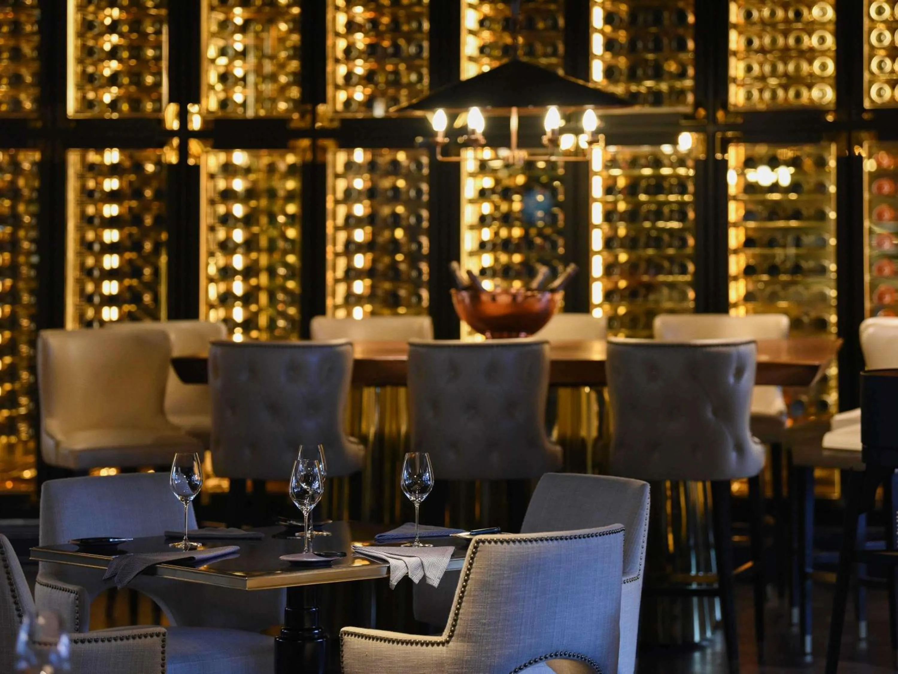 Restaurant/places to eat in Raffles Singapore